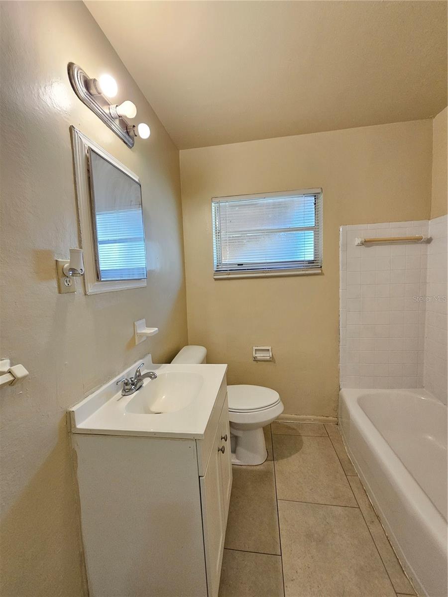 2412 KIWANIS AVE, LAKELAND, FL, 33801