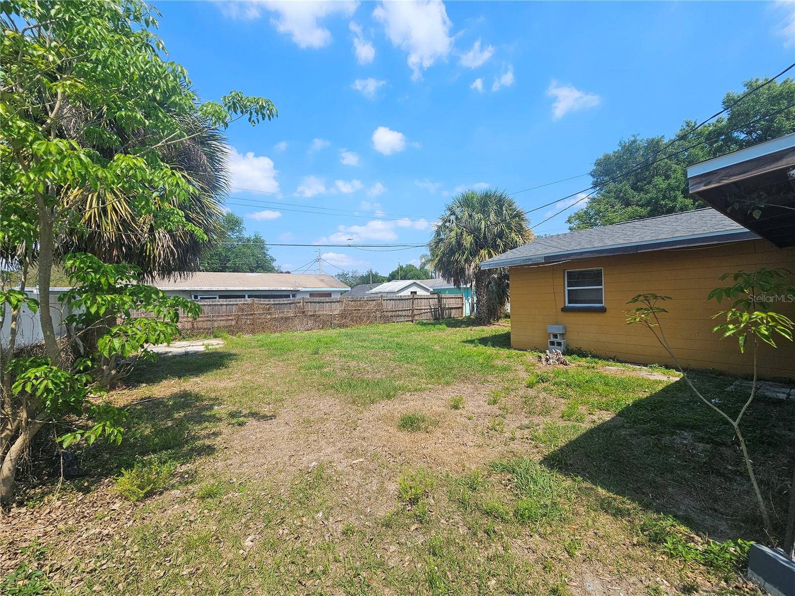 2412 KIWANIS AVE, LAKELAND, FL, 33801