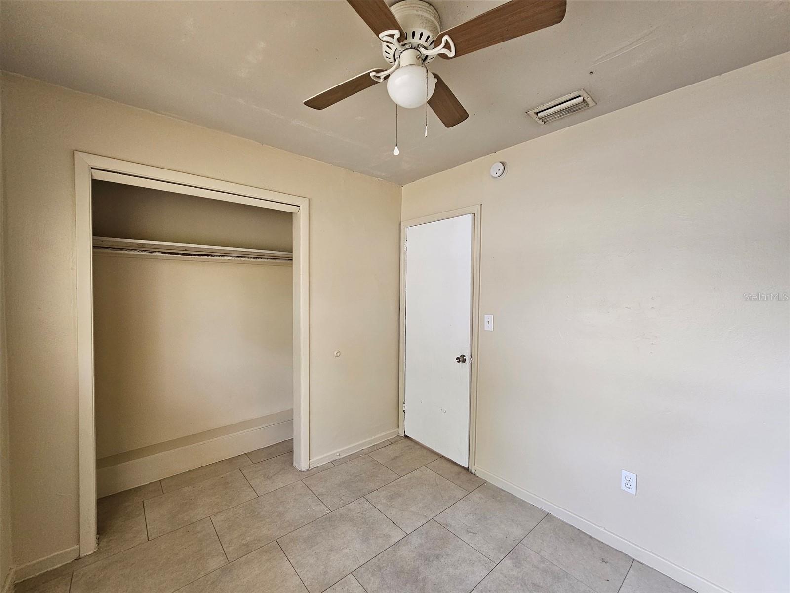 2412 KIWANIS AVE, LAKELAND, FL, 33801