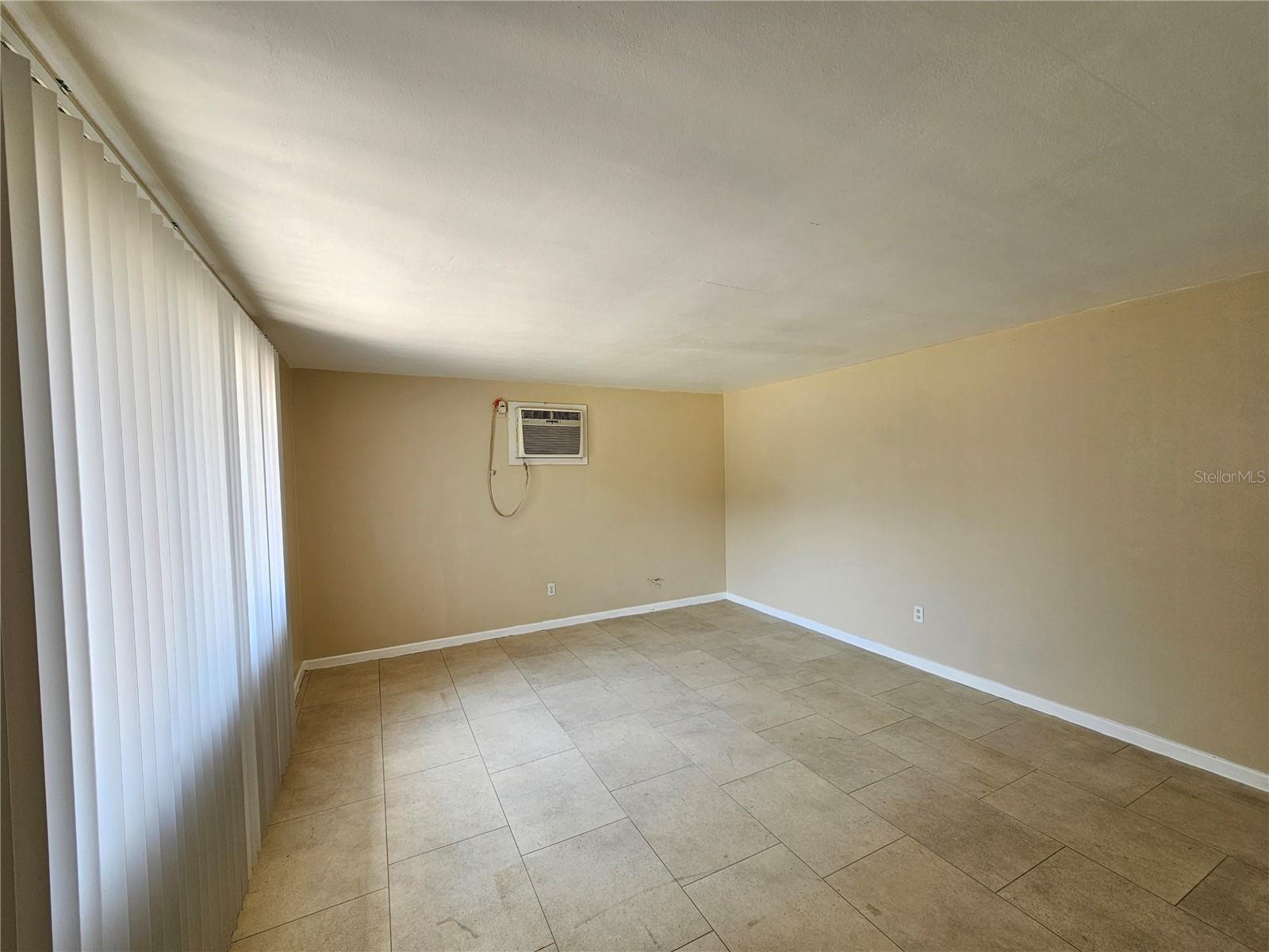 2412 KIWANIS AVE, LAKELAND, FL, 33801