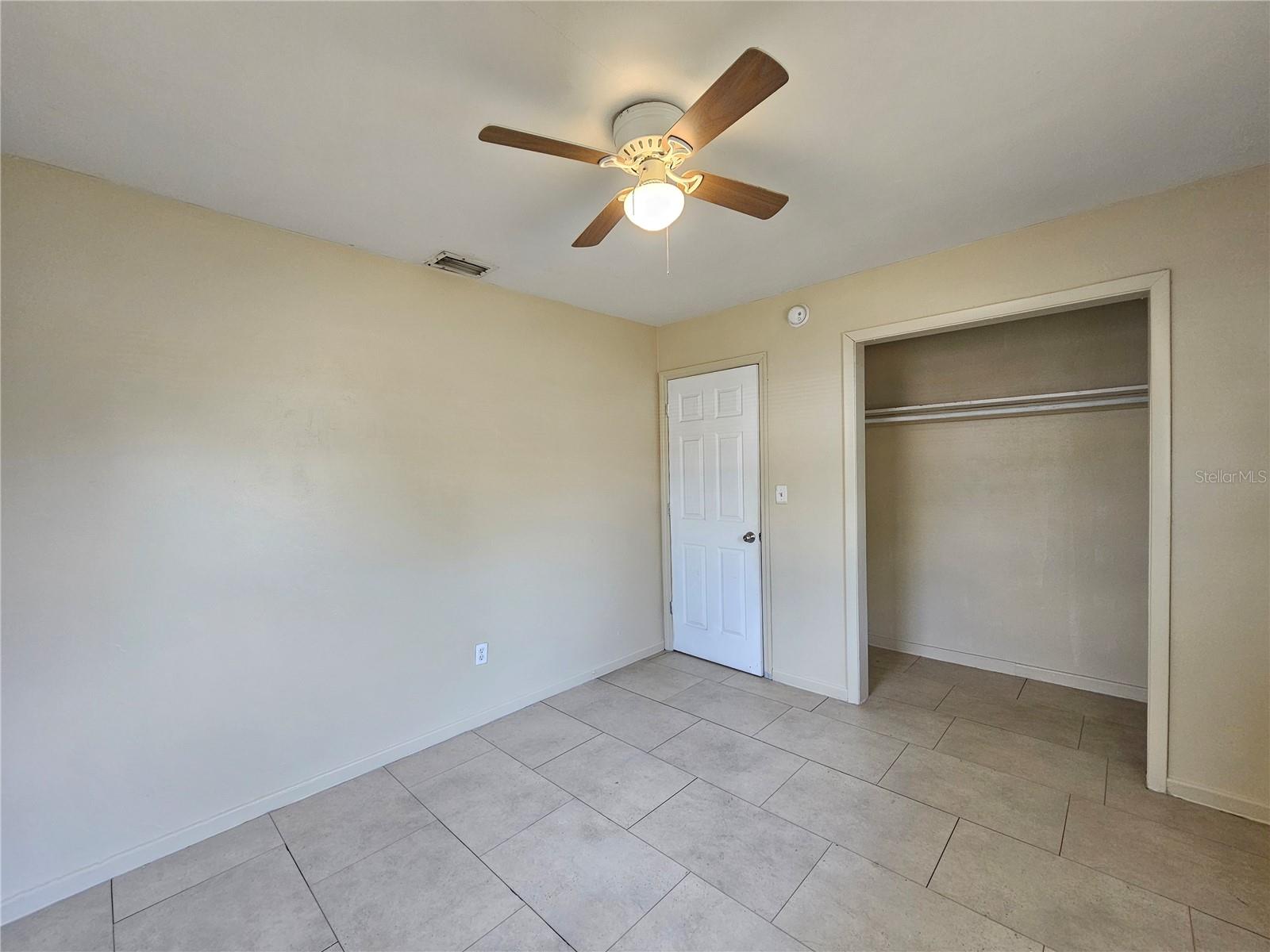 2412 KIWANIS AVE, LAKELAND, FL, 33801