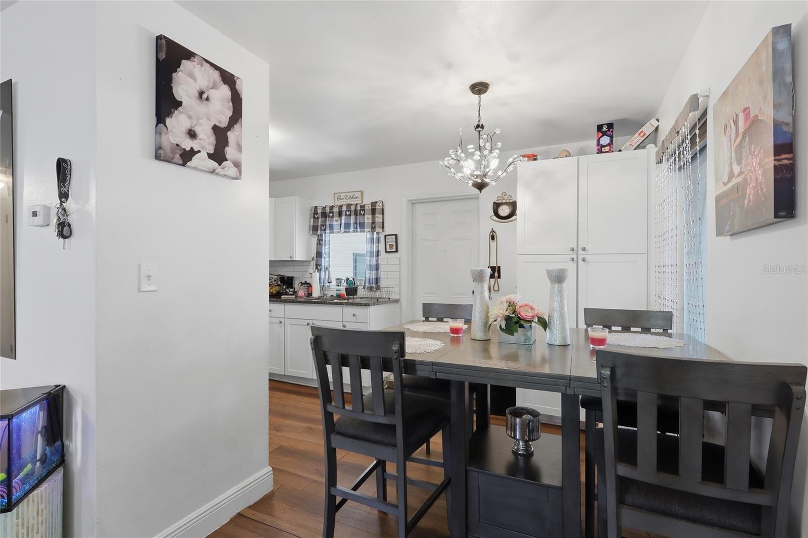 3802 LAKESHORE DR, TAMPA, FL, 33604