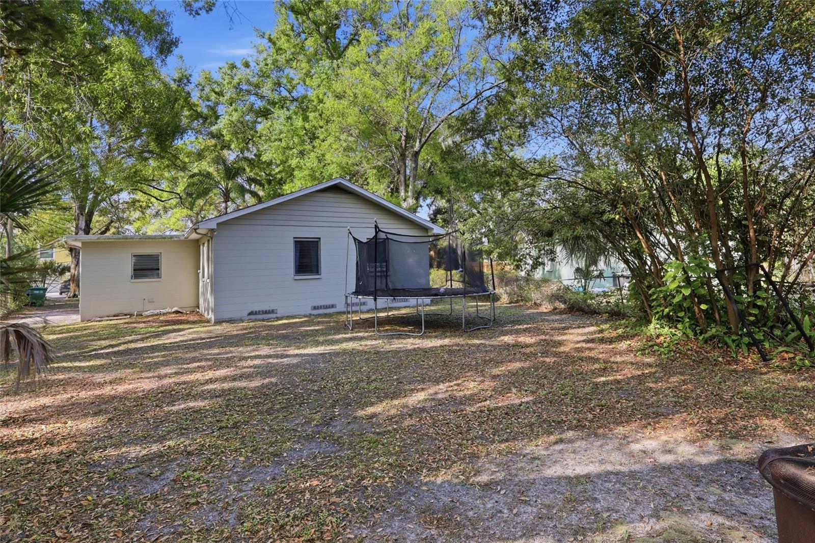 3802 LAKESHORE DR, TAMPA, FL, 33604