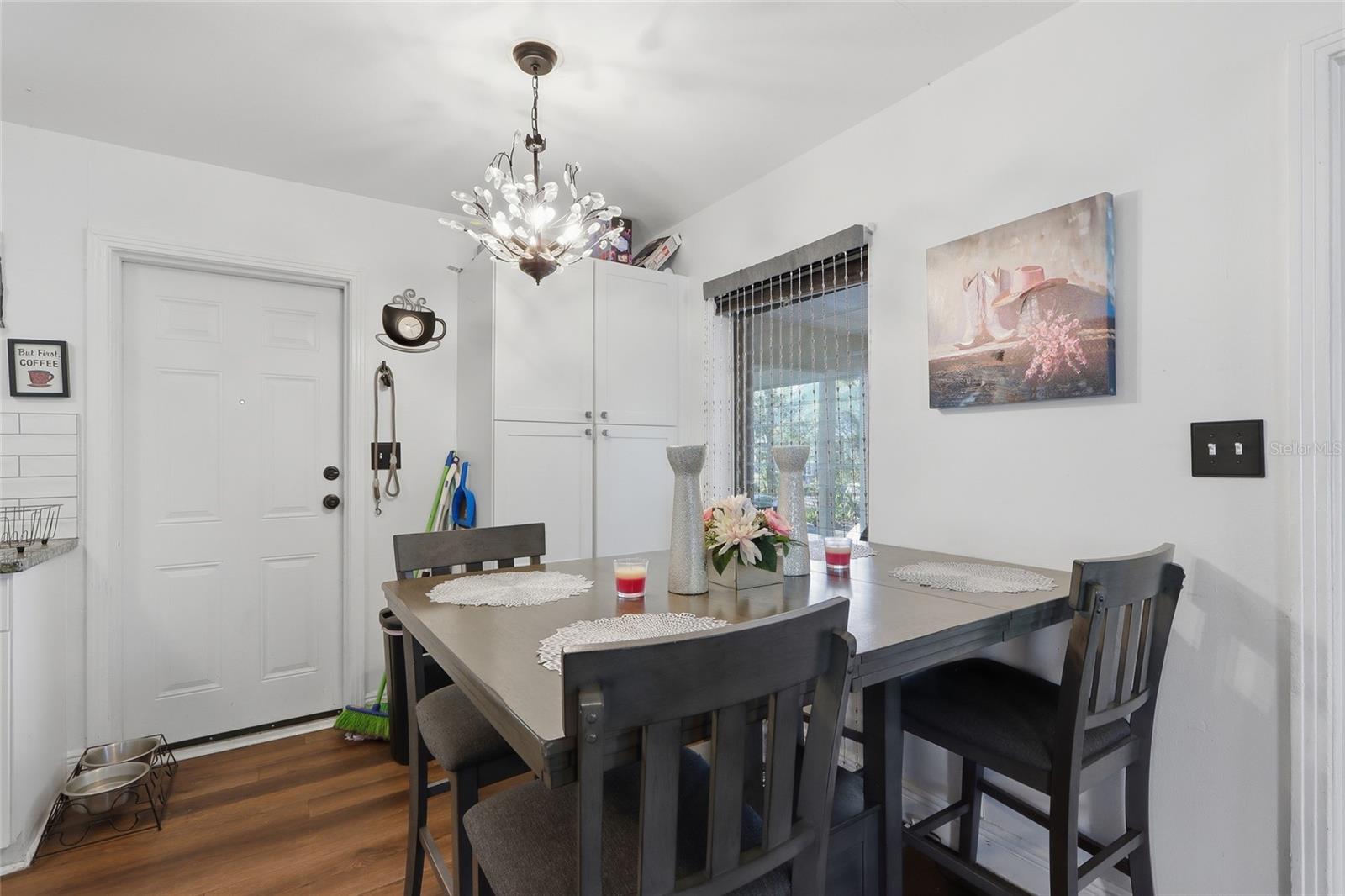 3802 LAKESHORE DR, TAMPA, FL, 33604