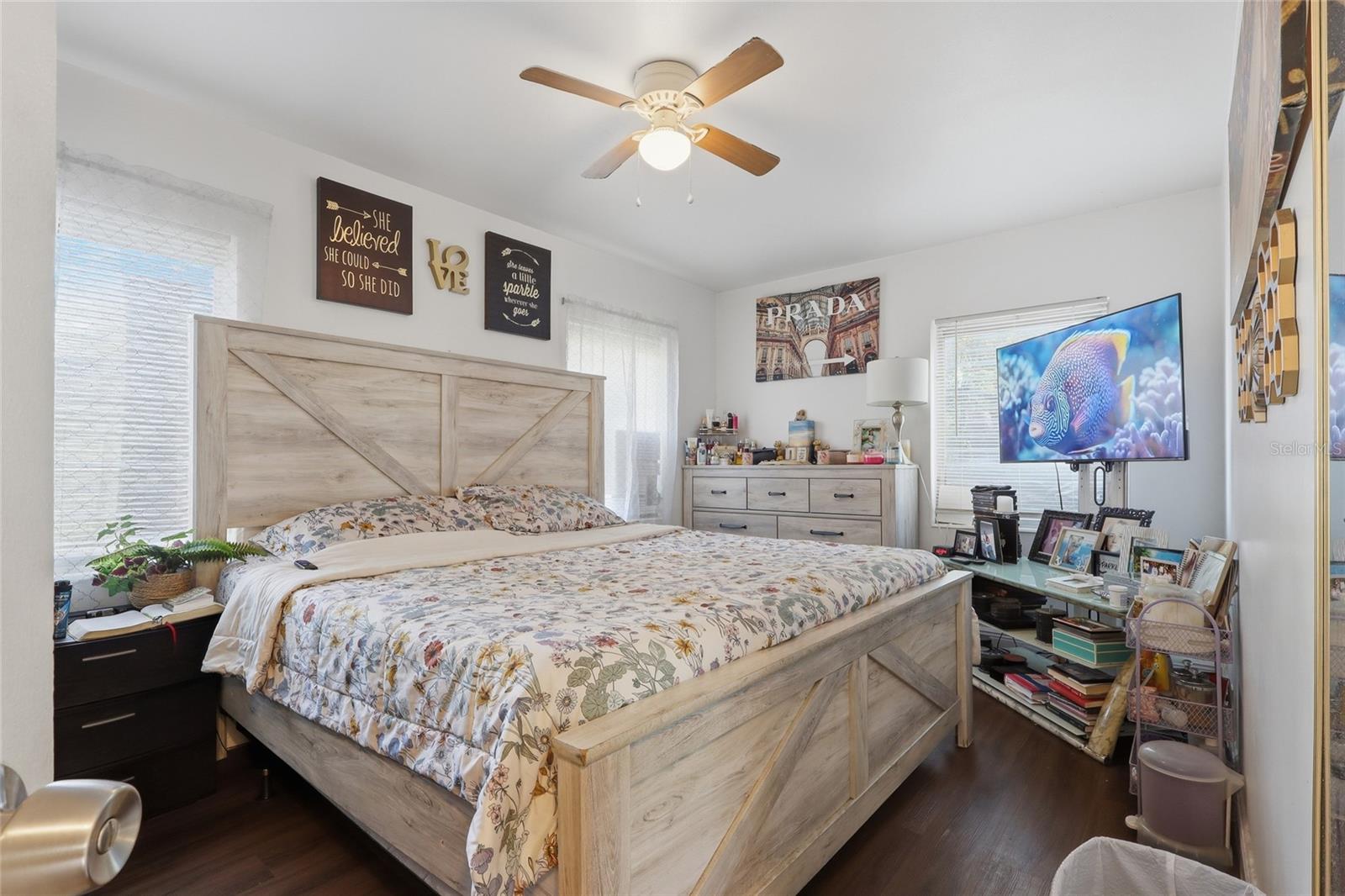 3802 LAKESHORE DR, TAMPA, FL, 33604