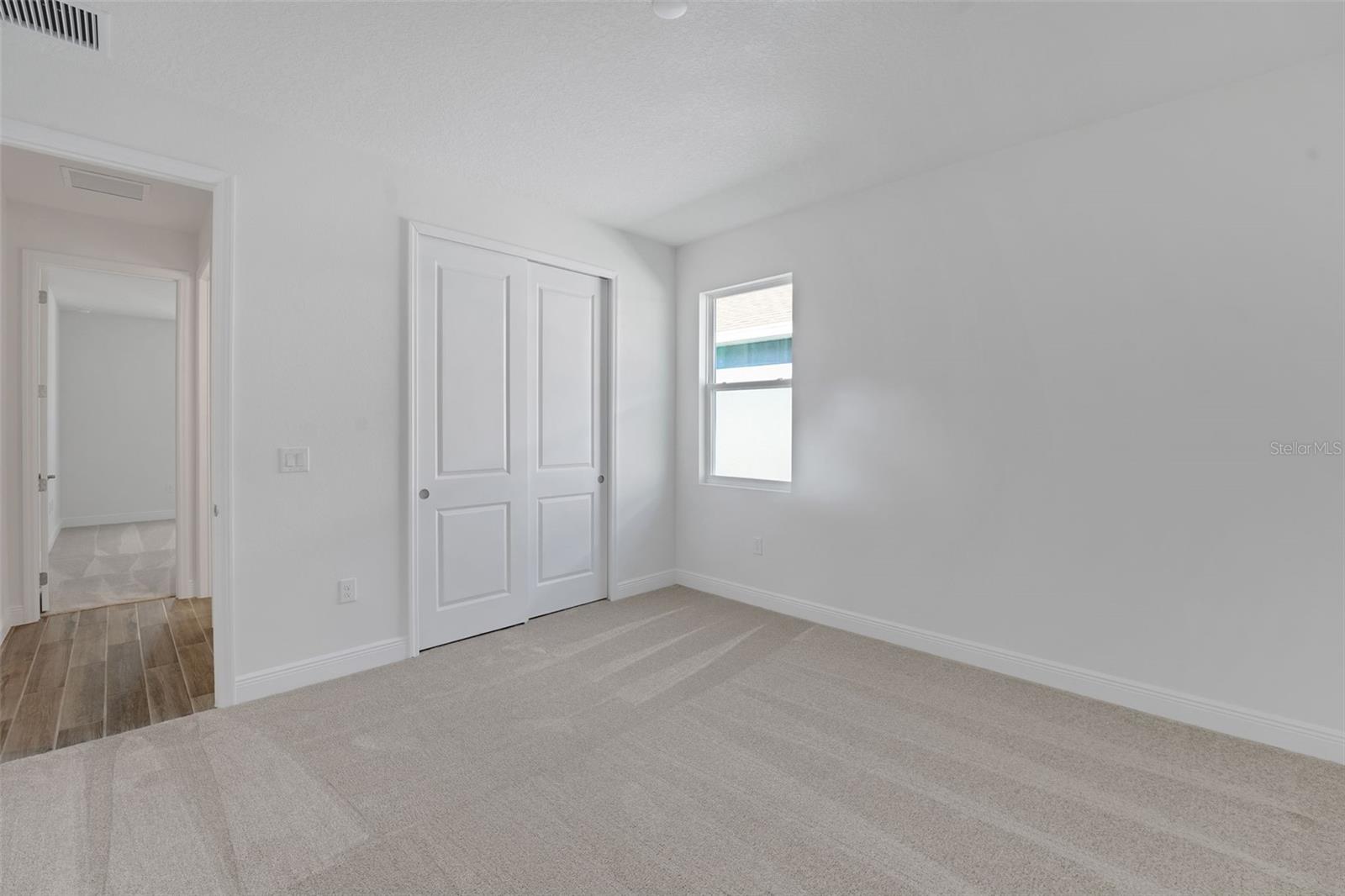 17527 VALLEYWOOD PKWY, LAND O LAKES, FL, 34638