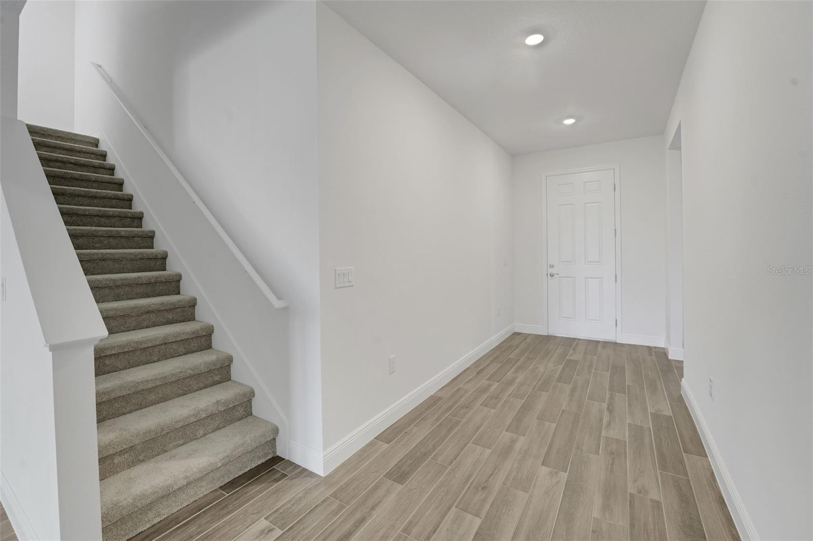 17527 VALLEYWOOD PKWY, LAND O LAKES, FL, 34638