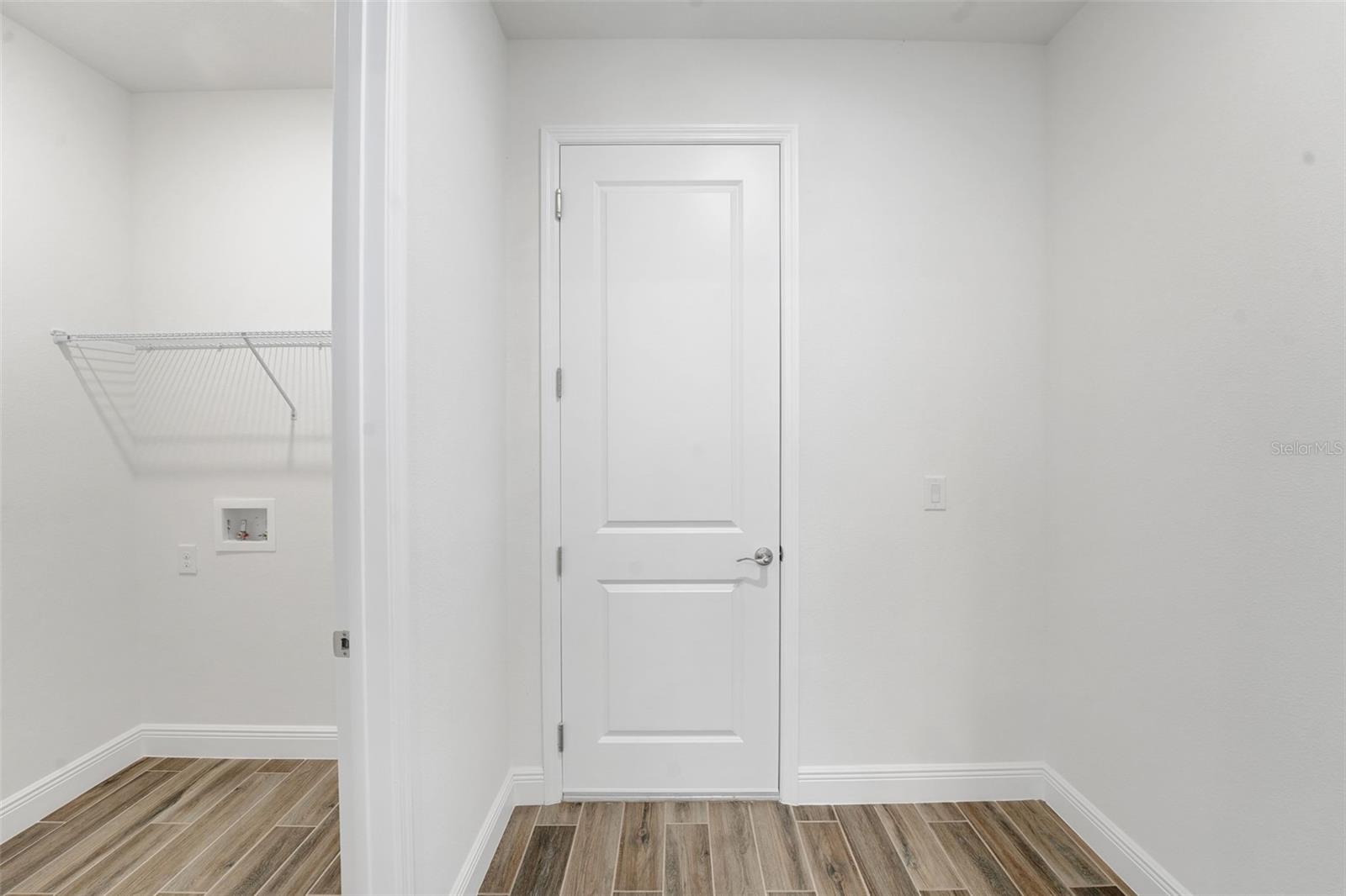 17527 VALLEYWOOD PKWY, LAND O LAKES, FL, 34638