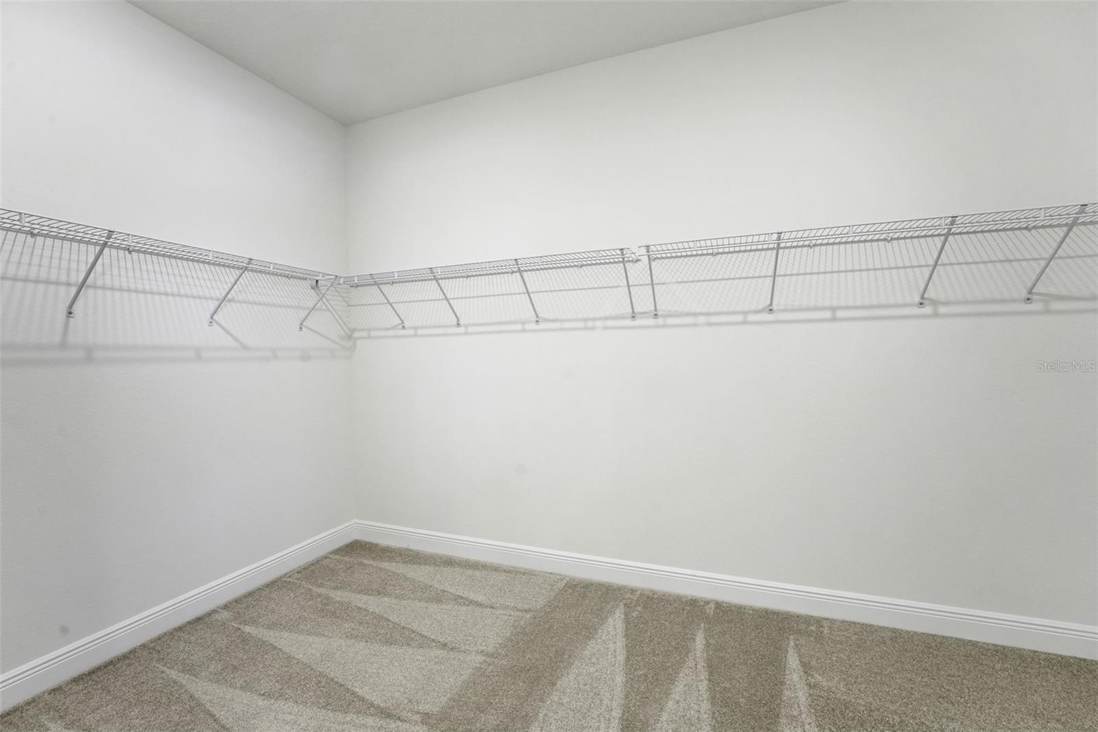 17527 VALLEYWOOD PKWY, LAND O LAKES, FL, 34638