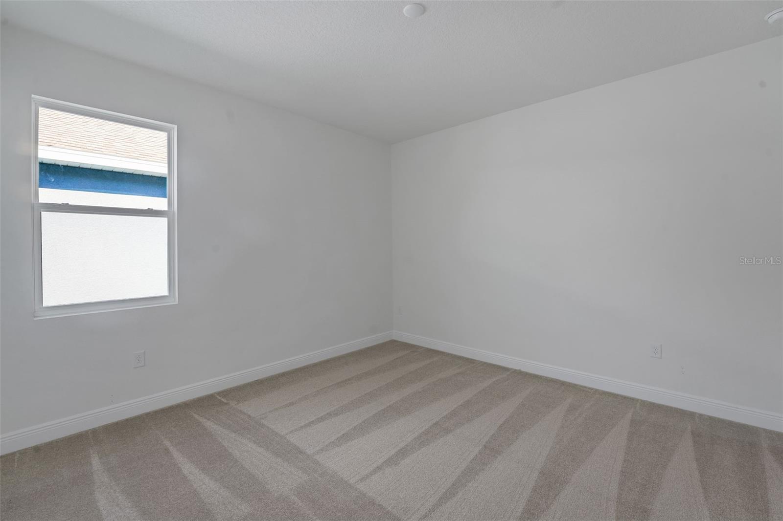 17527 VALLEYWOOD PKWY, LAND O LAKES, FL, 34638