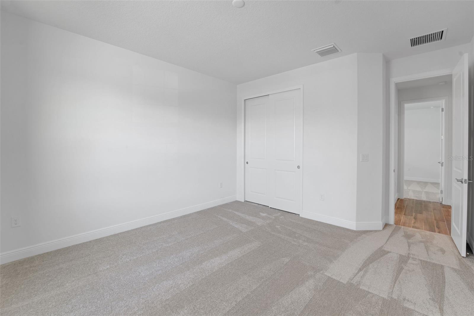 17527 VALLEYWOOD PKWY, LAND O LAKES, FL, 34638