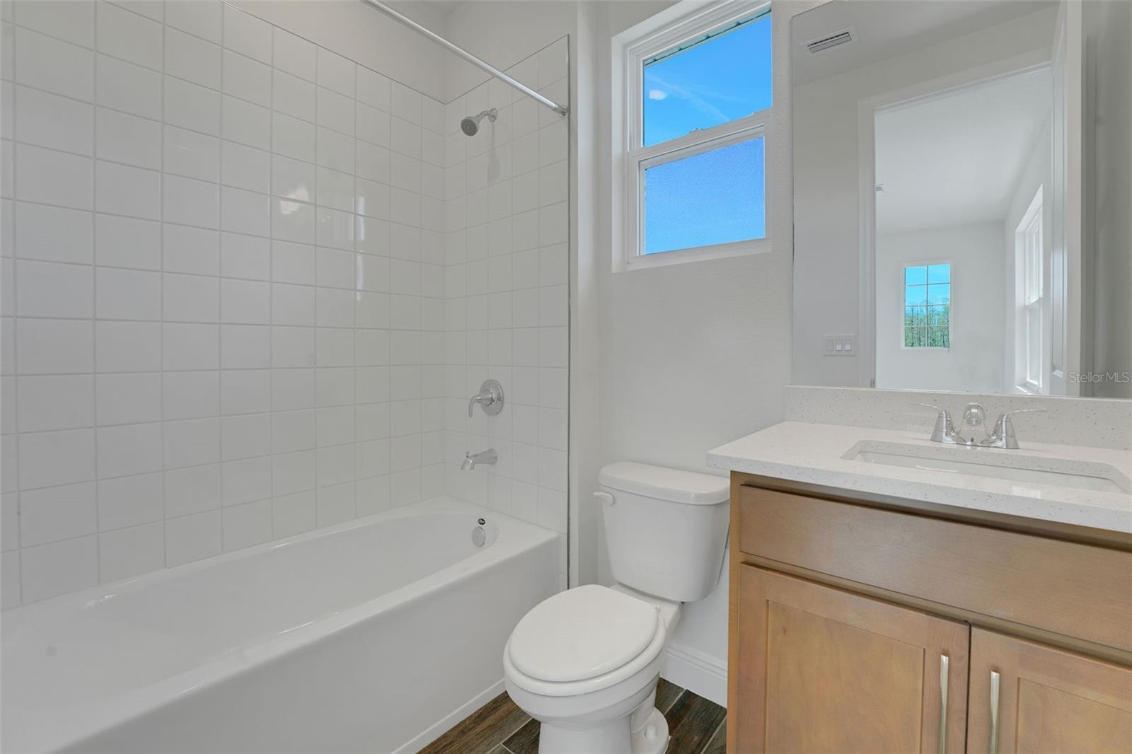 17527 VALLEYWOOD PKWY, LAND O LAKES, FL, 34638