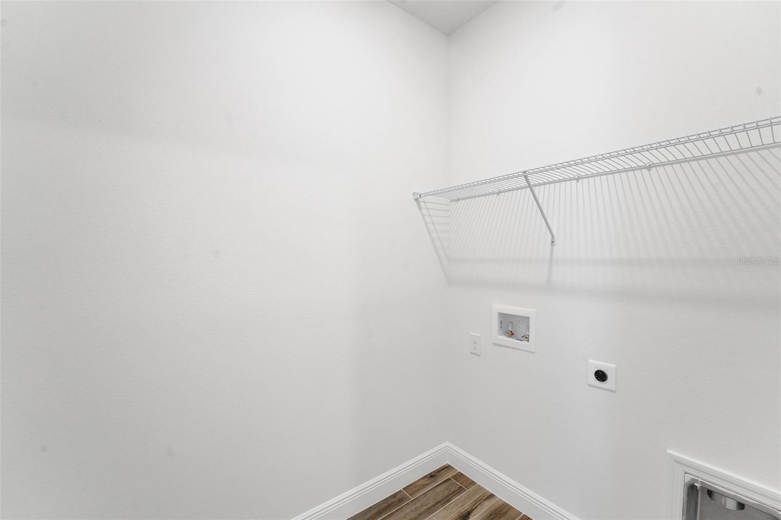 17527 VALLEYWOOD PKWY, LAND O LAKES, FL, 34638