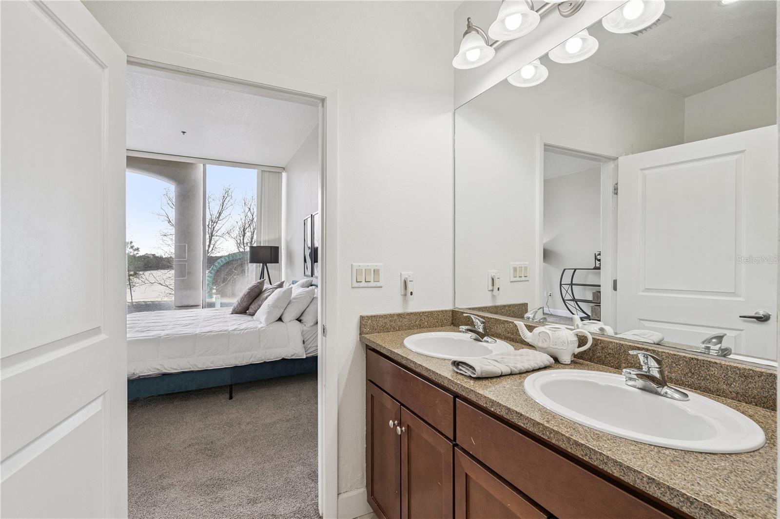 151 E WASHINGTON ST #PH3A, ORLANDO, FL, 32801