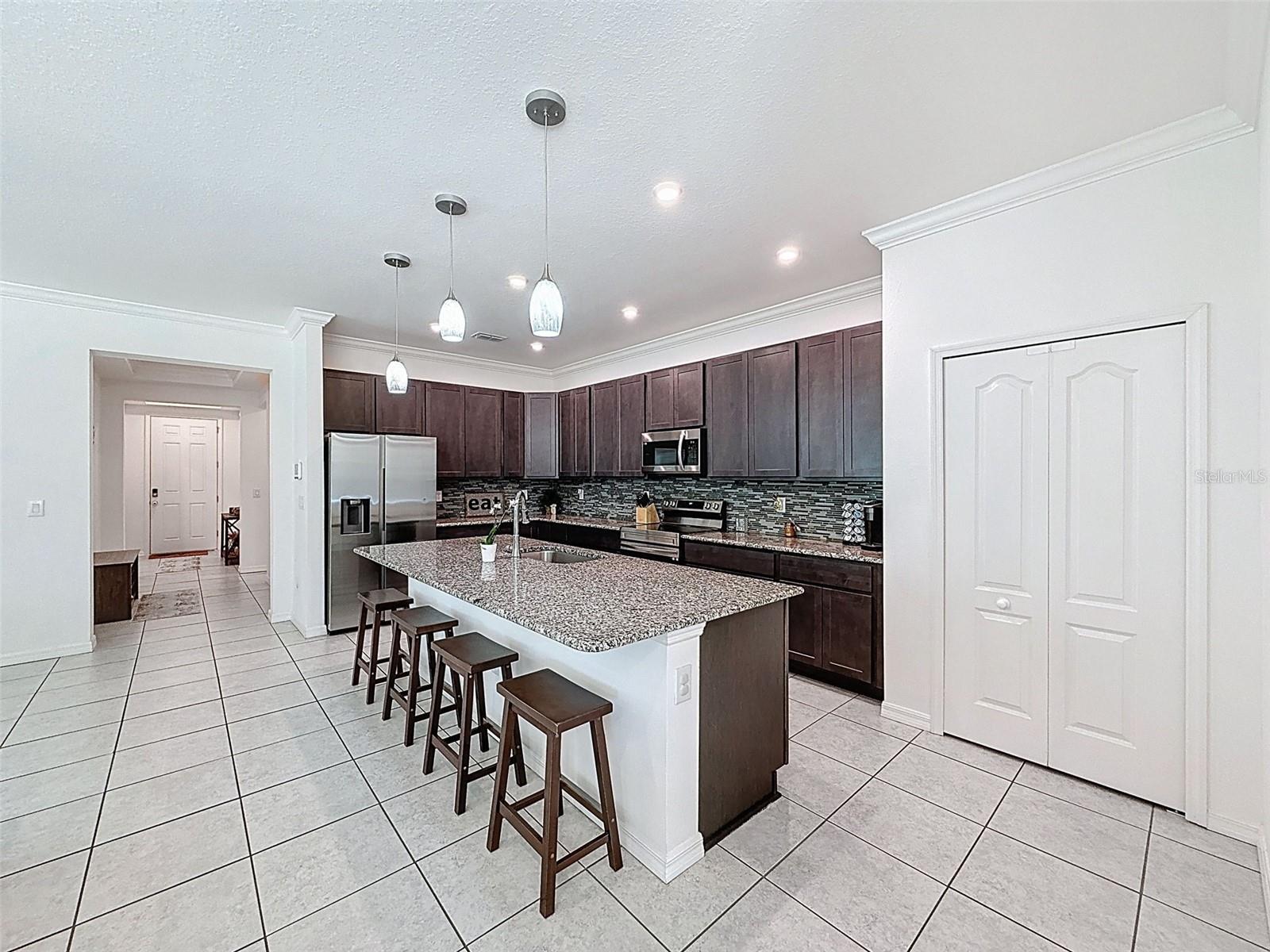 15018 DUSKY WARBLER RD, WEEKI WACHEE, FL, 34614