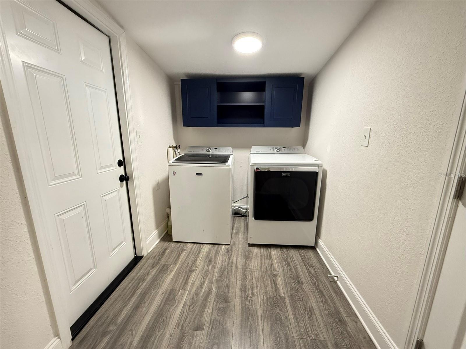 8027 N NEWPORT AVE, TAMPA, FL, 33604