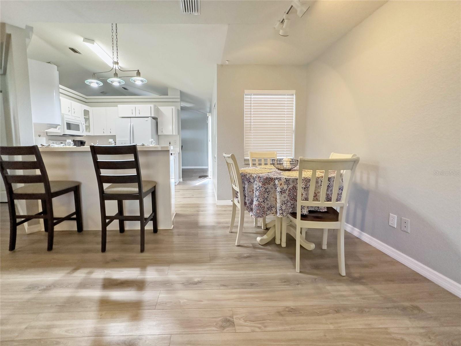 4 HIALEAH DR, OCALA, FL, 34482