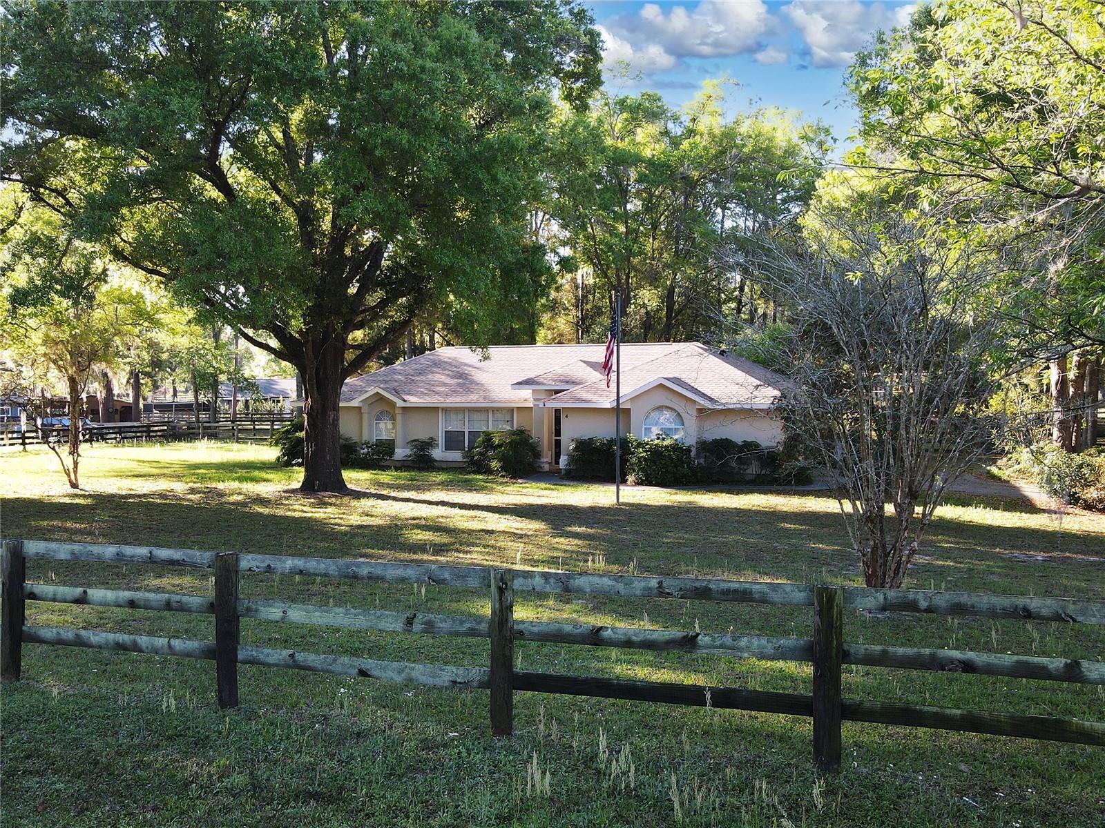 4 HIALEAH DR, OCALA, FL, 34482