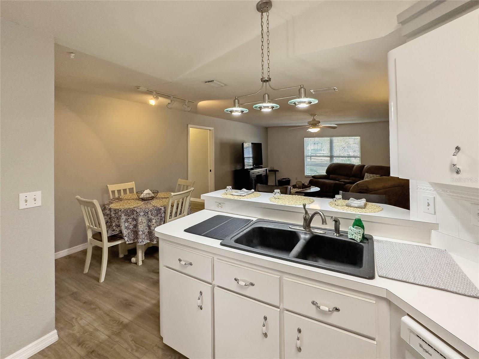 4 HIALEAH DR, OCALA, FL, 34482