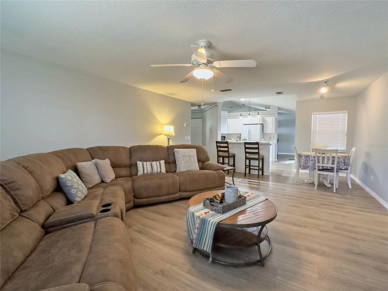 4 HIALEAH DR, OCALA, FL, 34482