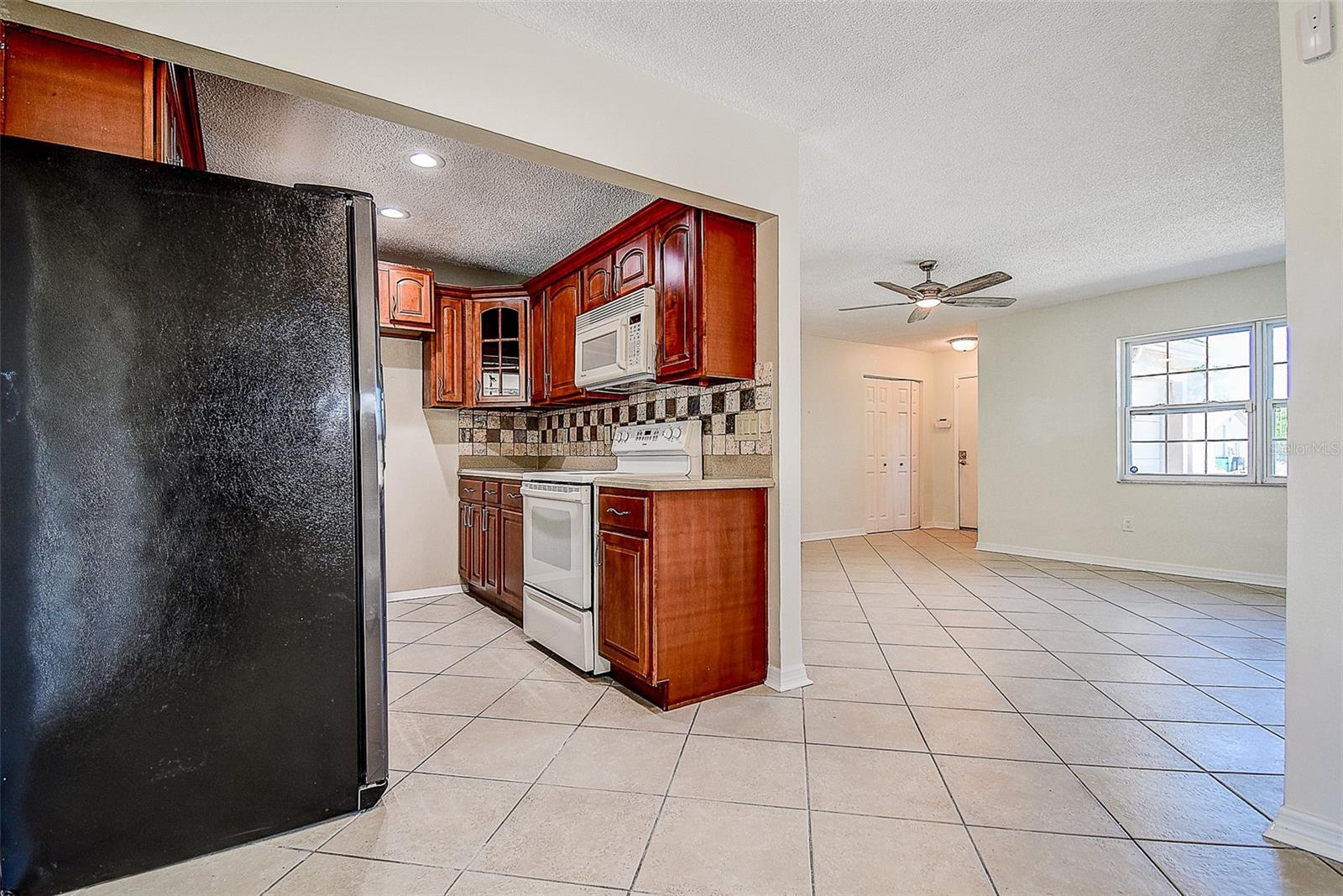 10849 92ND ST, SEMINOLE, FL, 33777