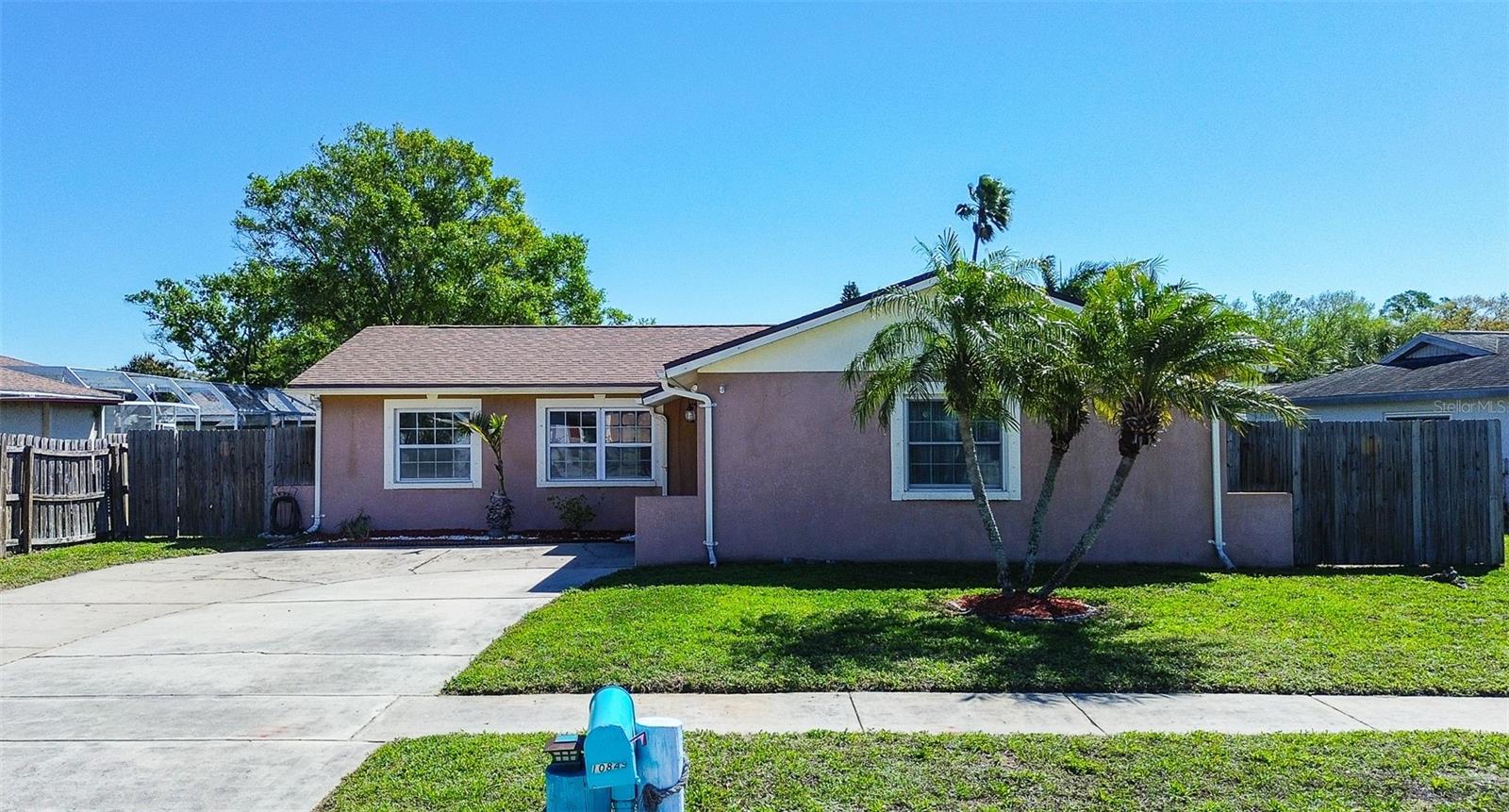 10849 92ND ST, SEMINOLE, FL, 33777