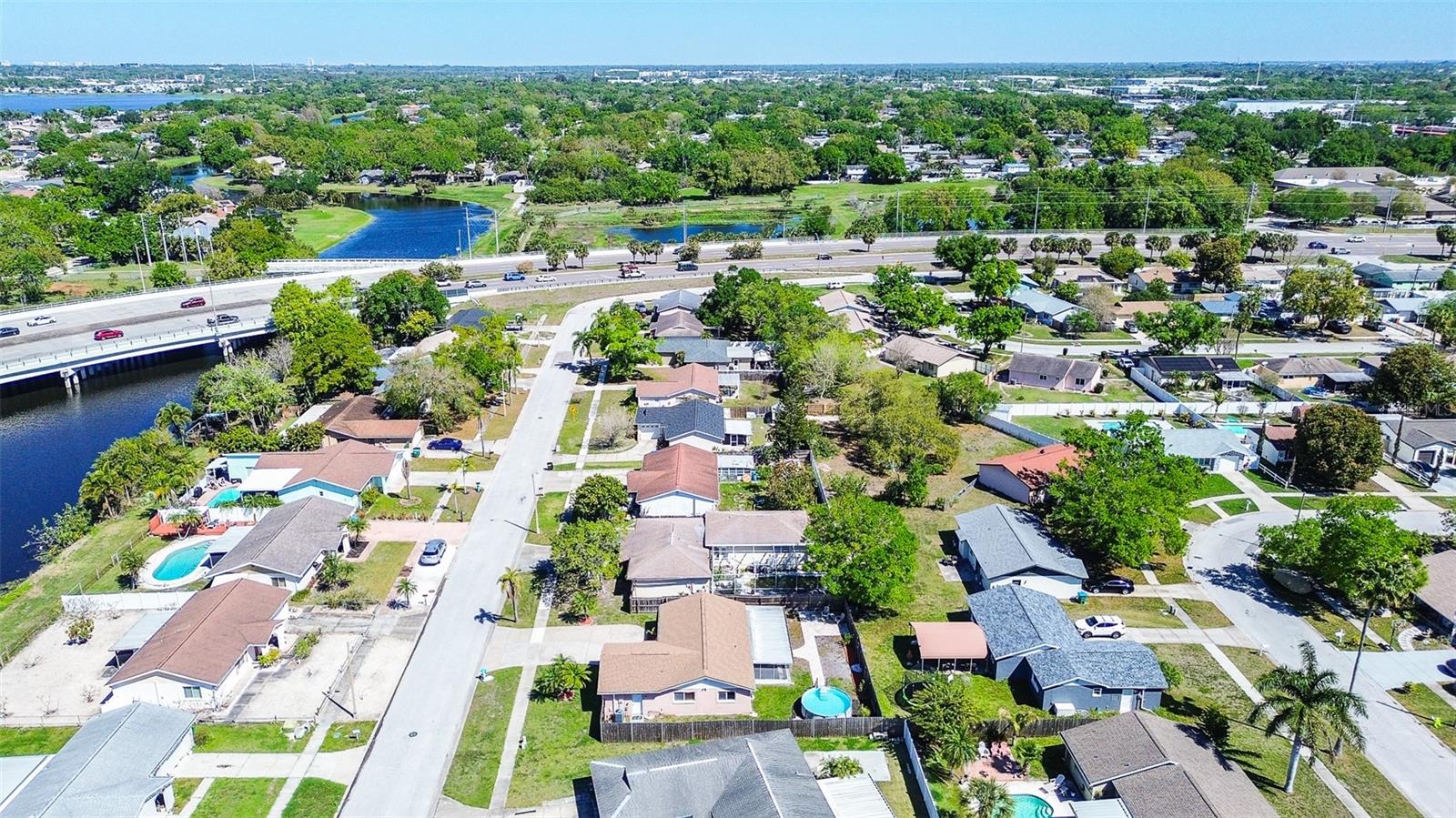 10849 92ND ST, SEMINOLE, FL, 33777