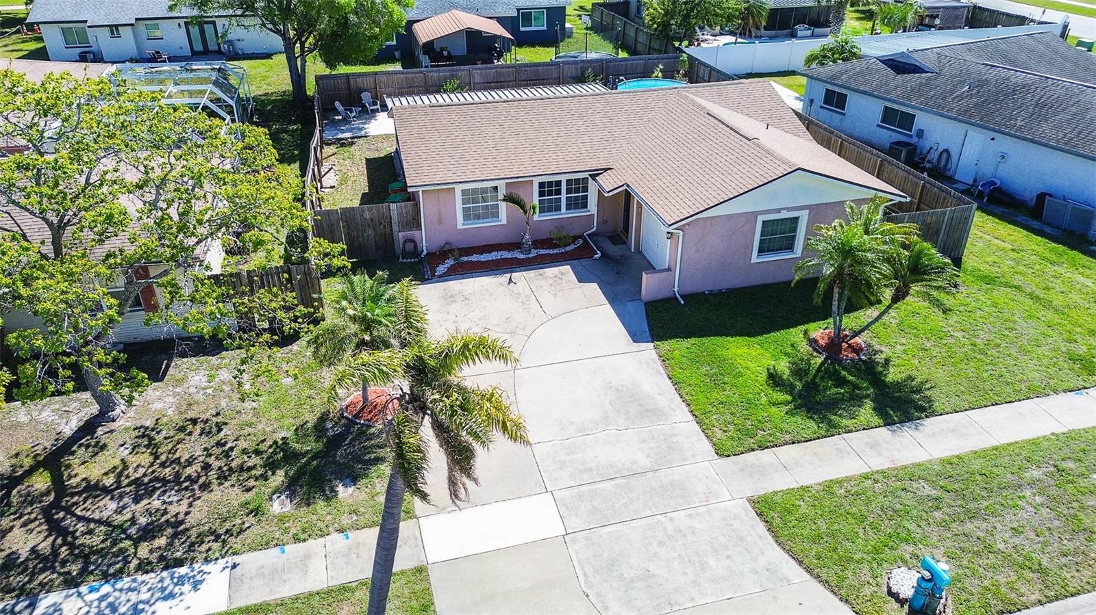 10849 92ND ST, SEMINOLE, FL, 33777