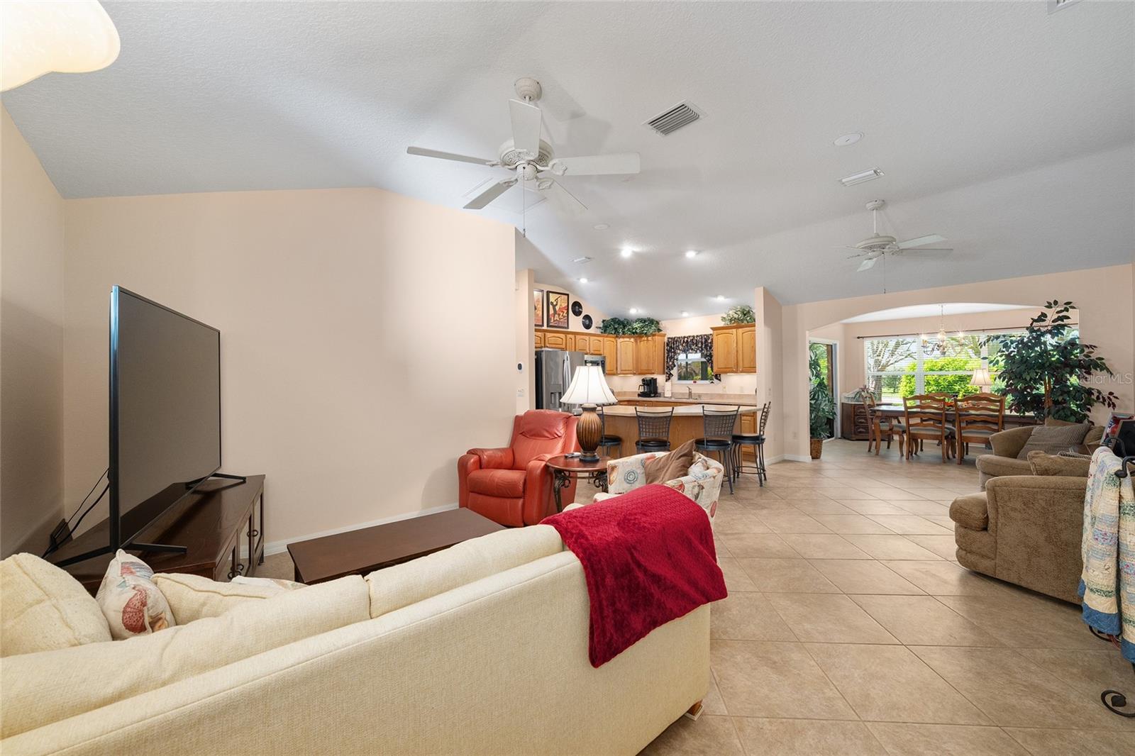 871 CASTLEBERRY CIR, THE VILLAGES, FL, 32162