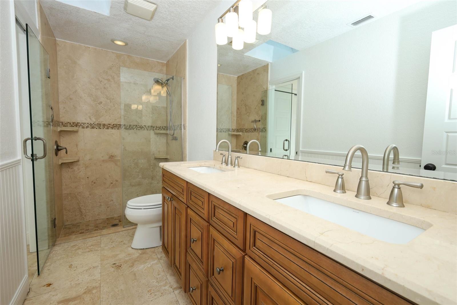 411 VALENCIA CIR, OVIEDO, FL, 32765