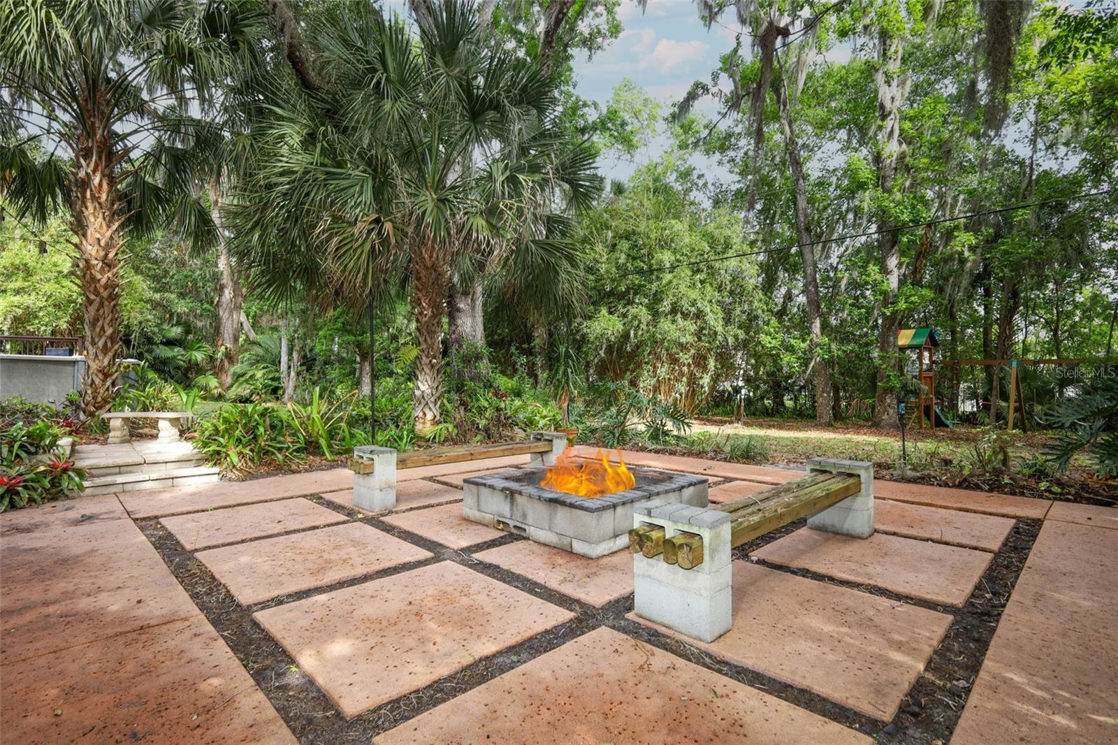 411 VALENCIA CIR, OVIEDO, FL, 32765