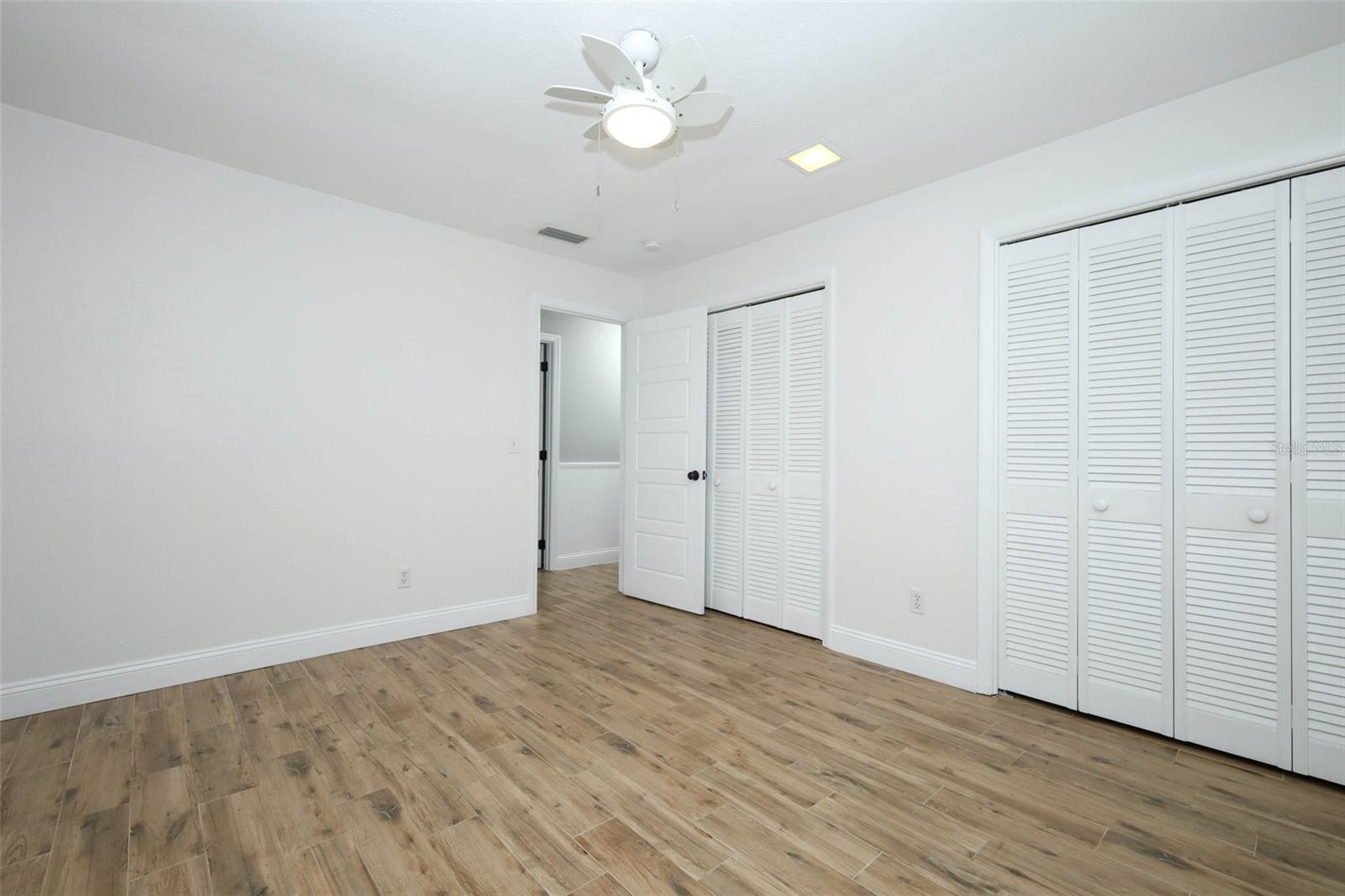 411 VALENCIA CIR, OVIEDO, FL, 32765