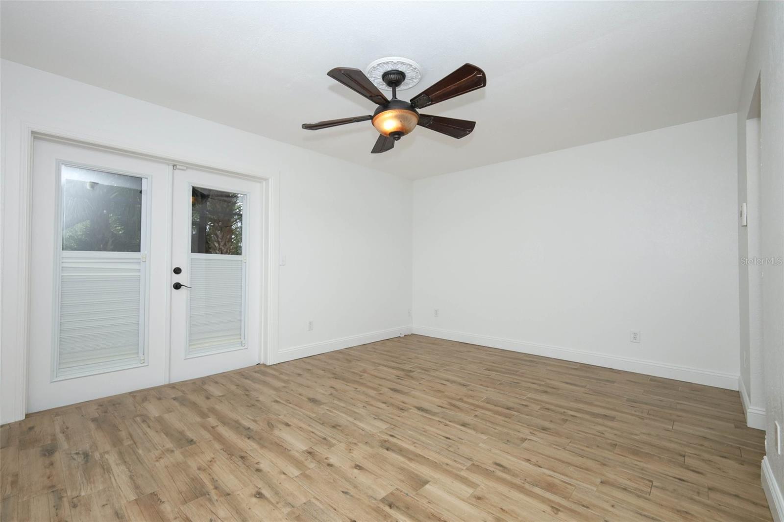 411 VALENCIA CIR, OVIEDO, FL, 32765