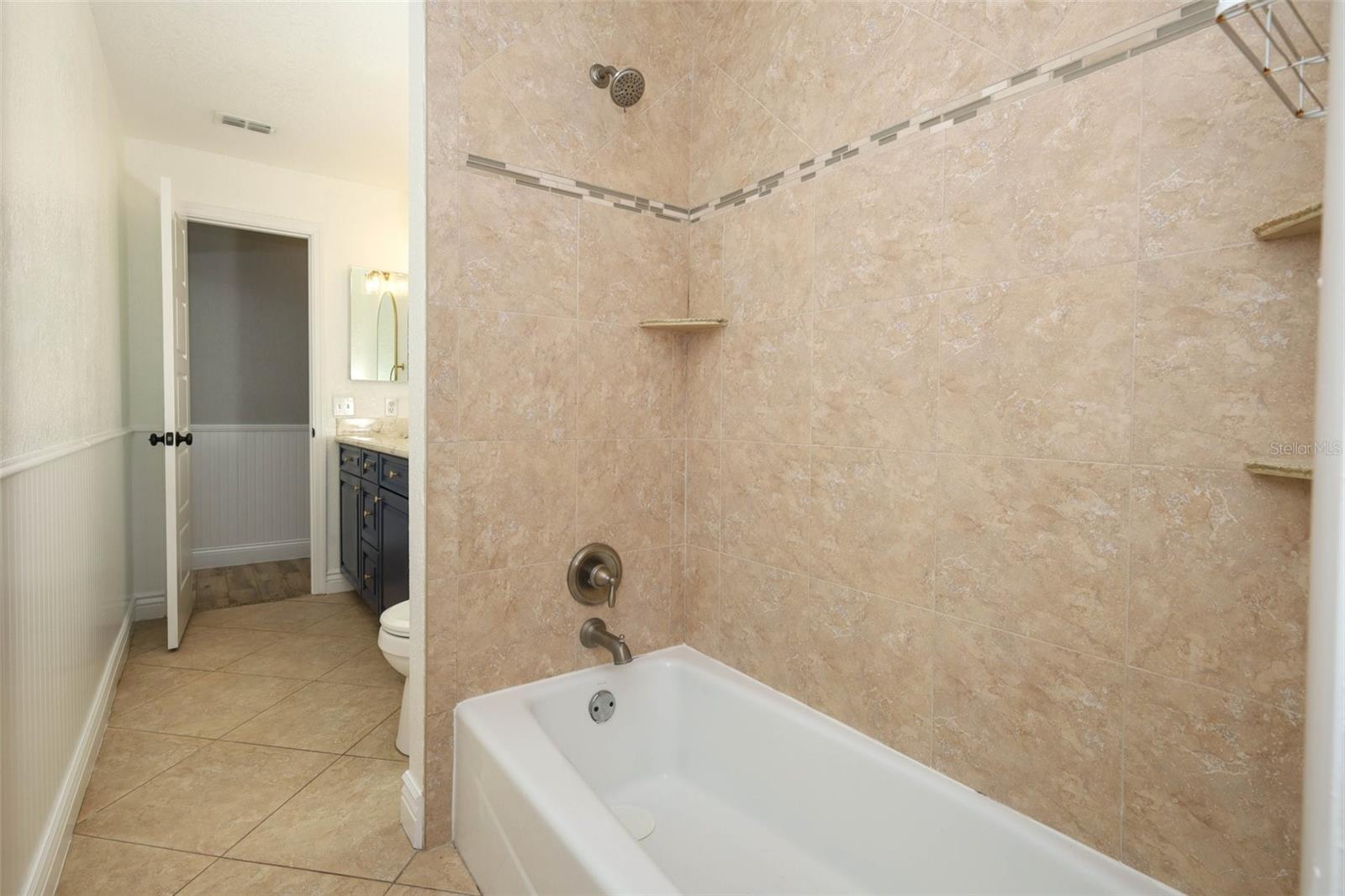 411 VALENCIA CIR, OVIEDO, FL, 32765