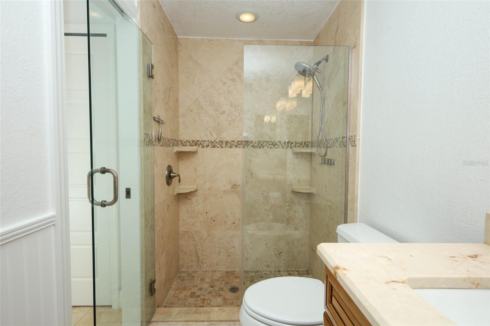 411 VALENCIA CIR, OVIEDO, FL, 32765