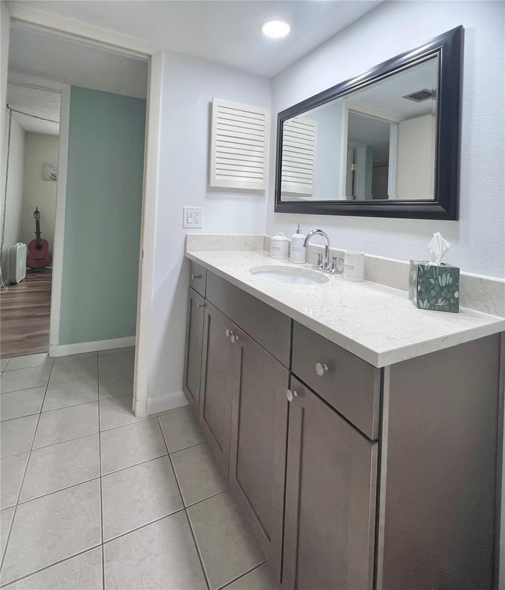 700 STARKEY RD #814, LARGO, FL, 33771