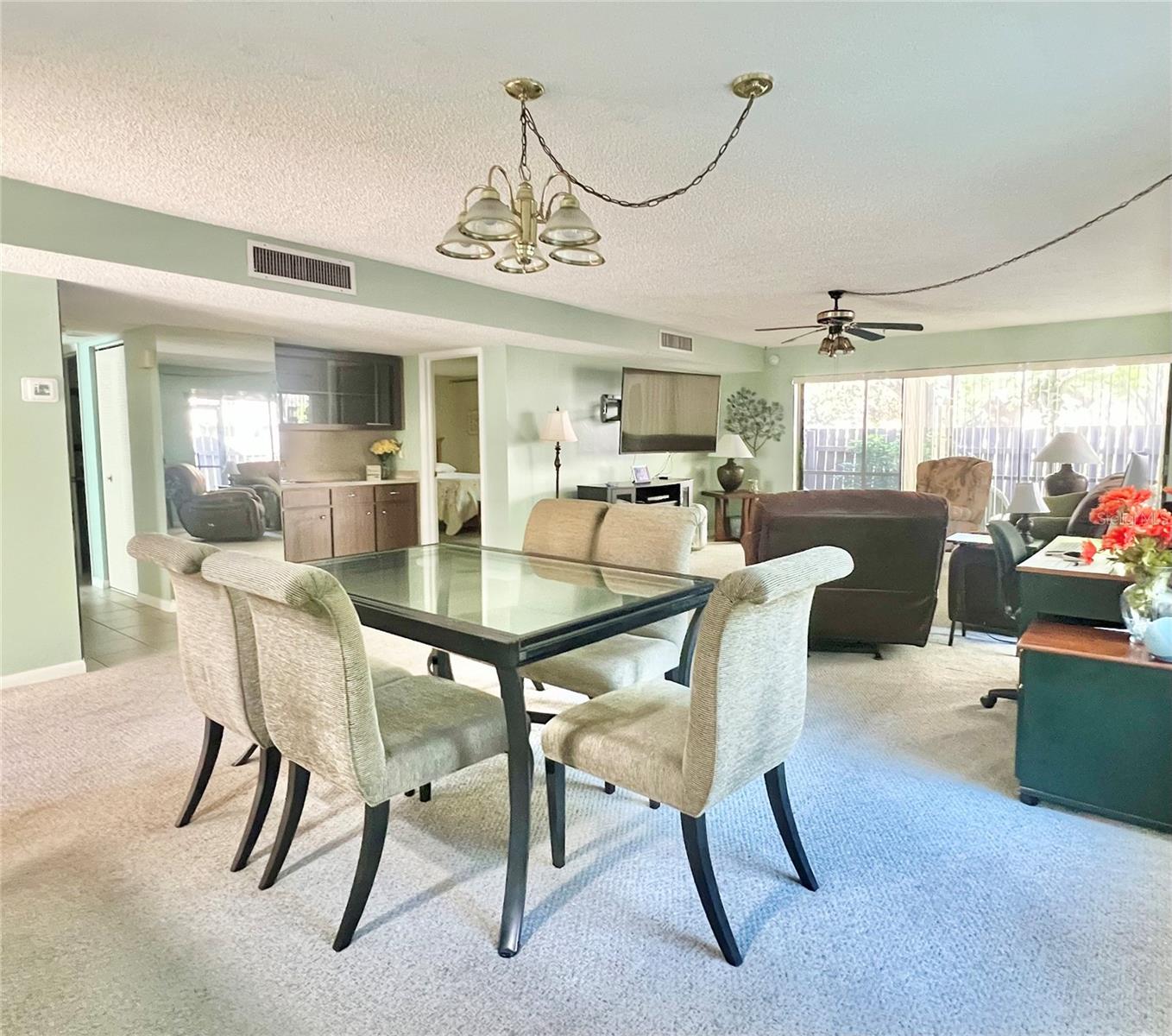 700 STARKEY RD #814, LARGO, FL, 33771