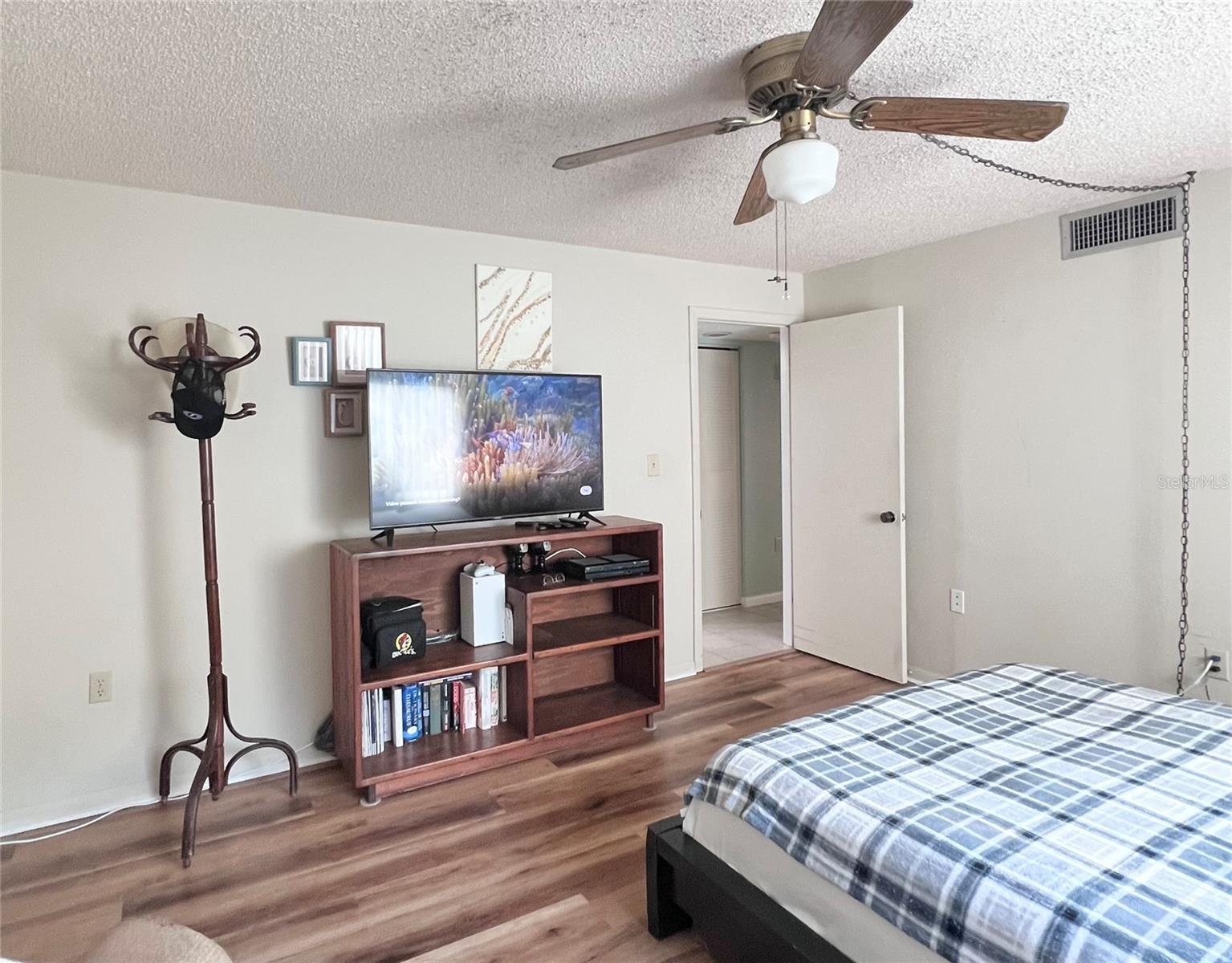 700 STARKEY RD #814, LARGO, FL, 33771