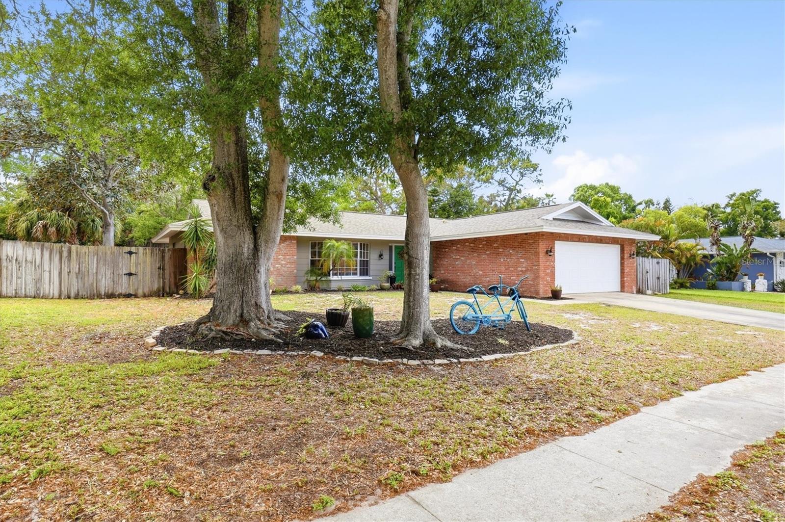 1143 LANCER LN, TARPON SPRINGS, FL, 34689