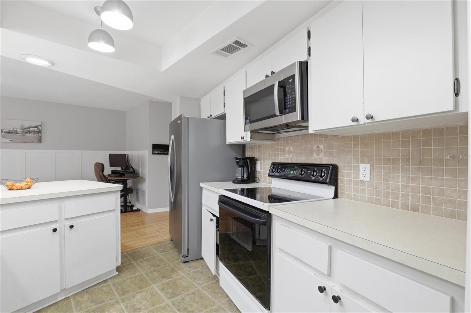 1143 LANCER LN, TARPON SPRINGS, FL, 34689