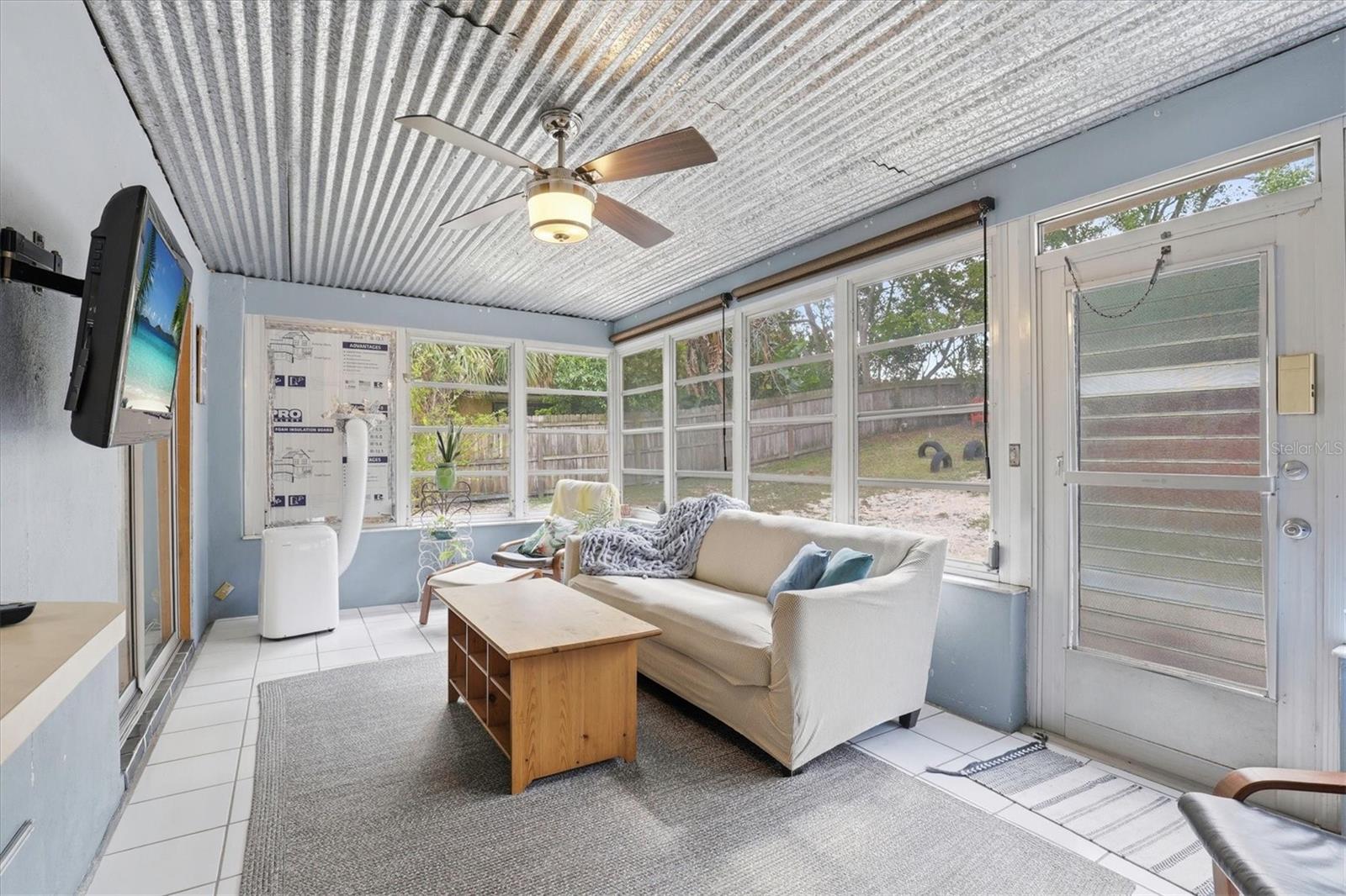 1143 LANCER LN, TARPON SPRINGS, FL, 34689