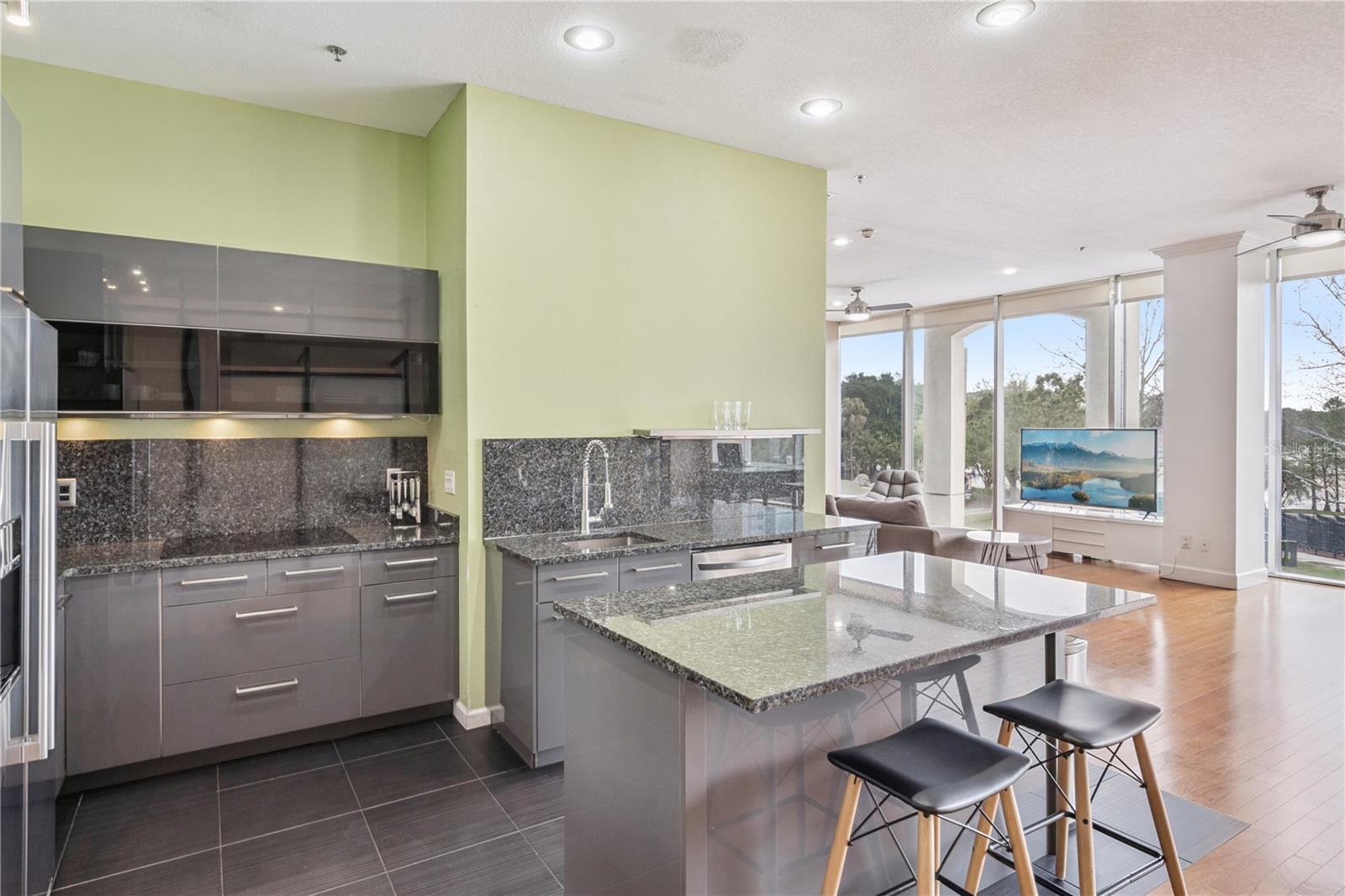 151 E WASHINGTON ST #PH3B, ORLANDO, FL, 32801