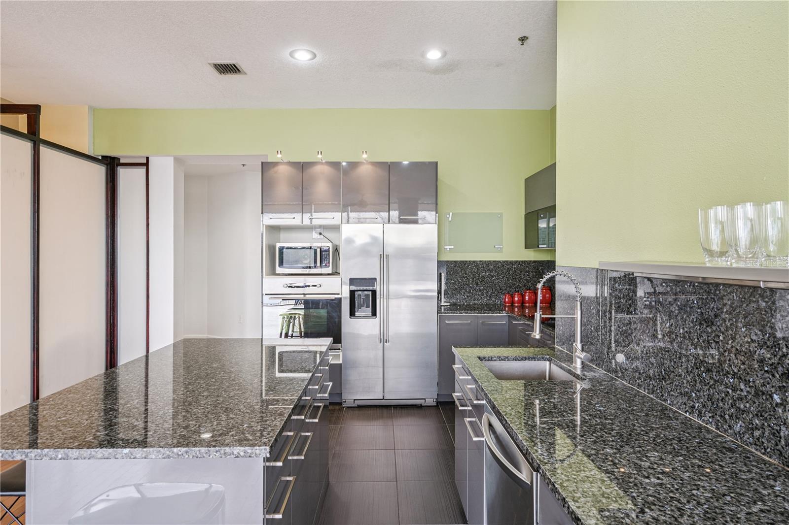 151 E WASHINGTON ST #PH3B, ORLANDO, FL, 32801