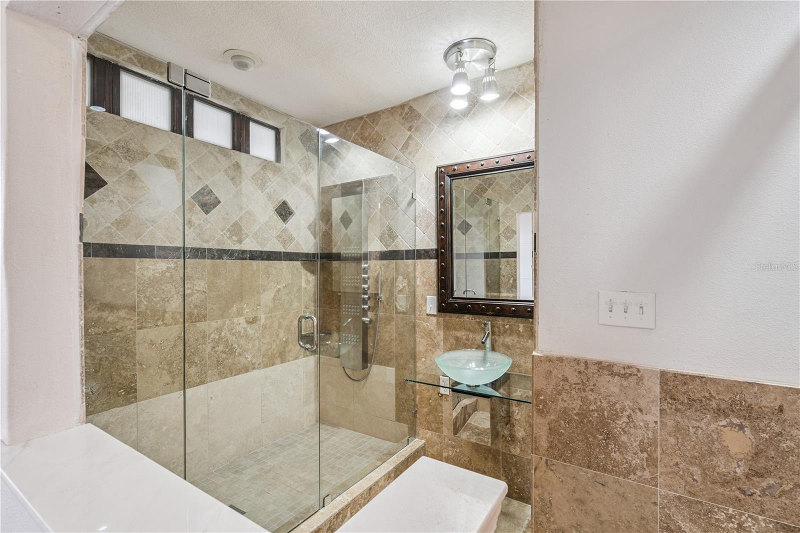 151 E WASHINGTON ST #PH3B, ORLANDO, FL, 32801