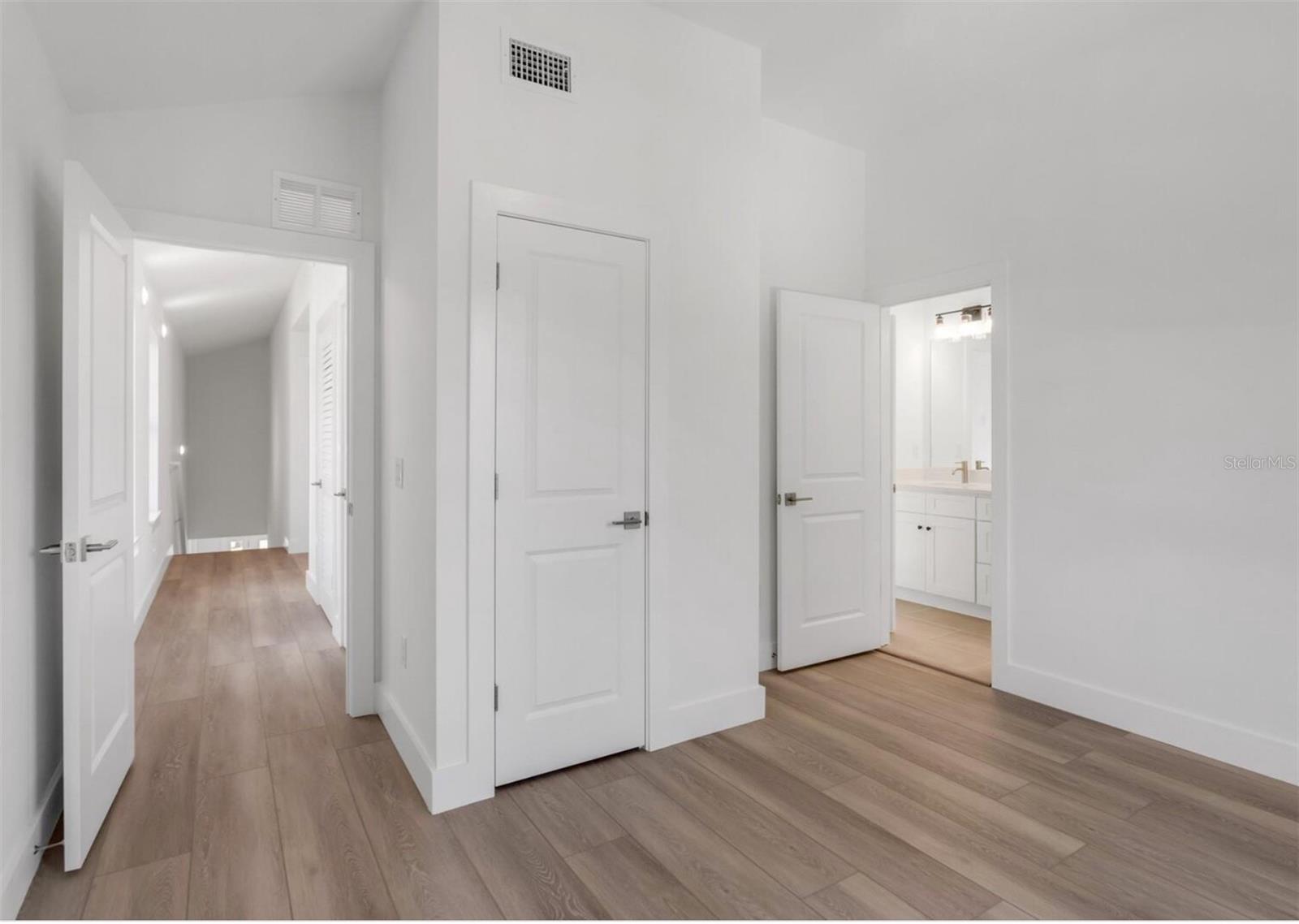 2333 W BEACH ST, TAMPA, FL, 33607