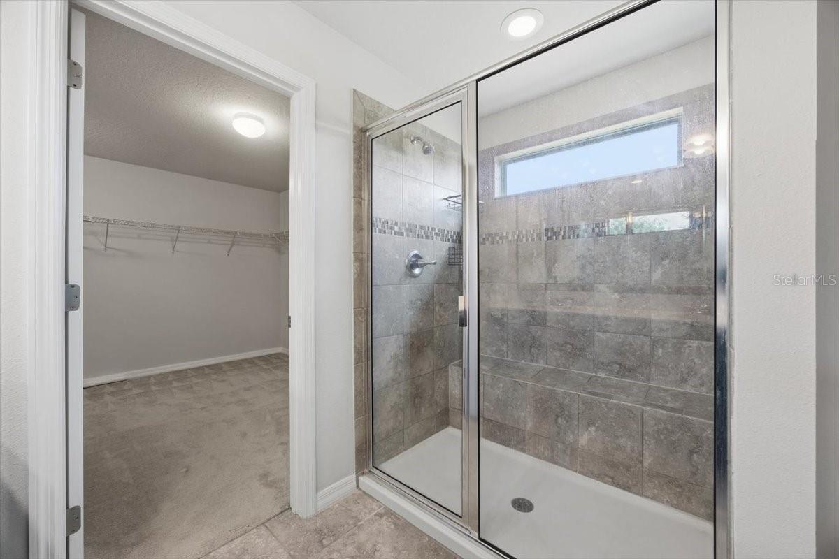 220 WHIRLAWAY DR, DAVENPORT, FL, 33837