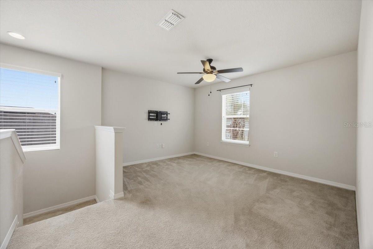 220 WHIRLAWAY DR, DAVENPORT, FL, 33837