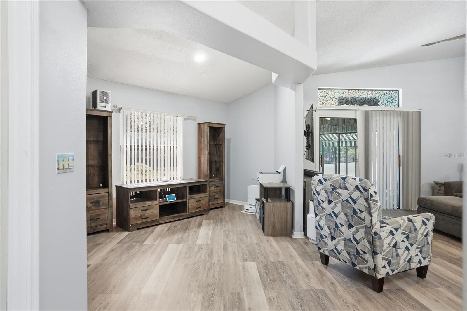 10494 DESERT SPARROW AVE, WEEKI WACHEE, FL, 34613