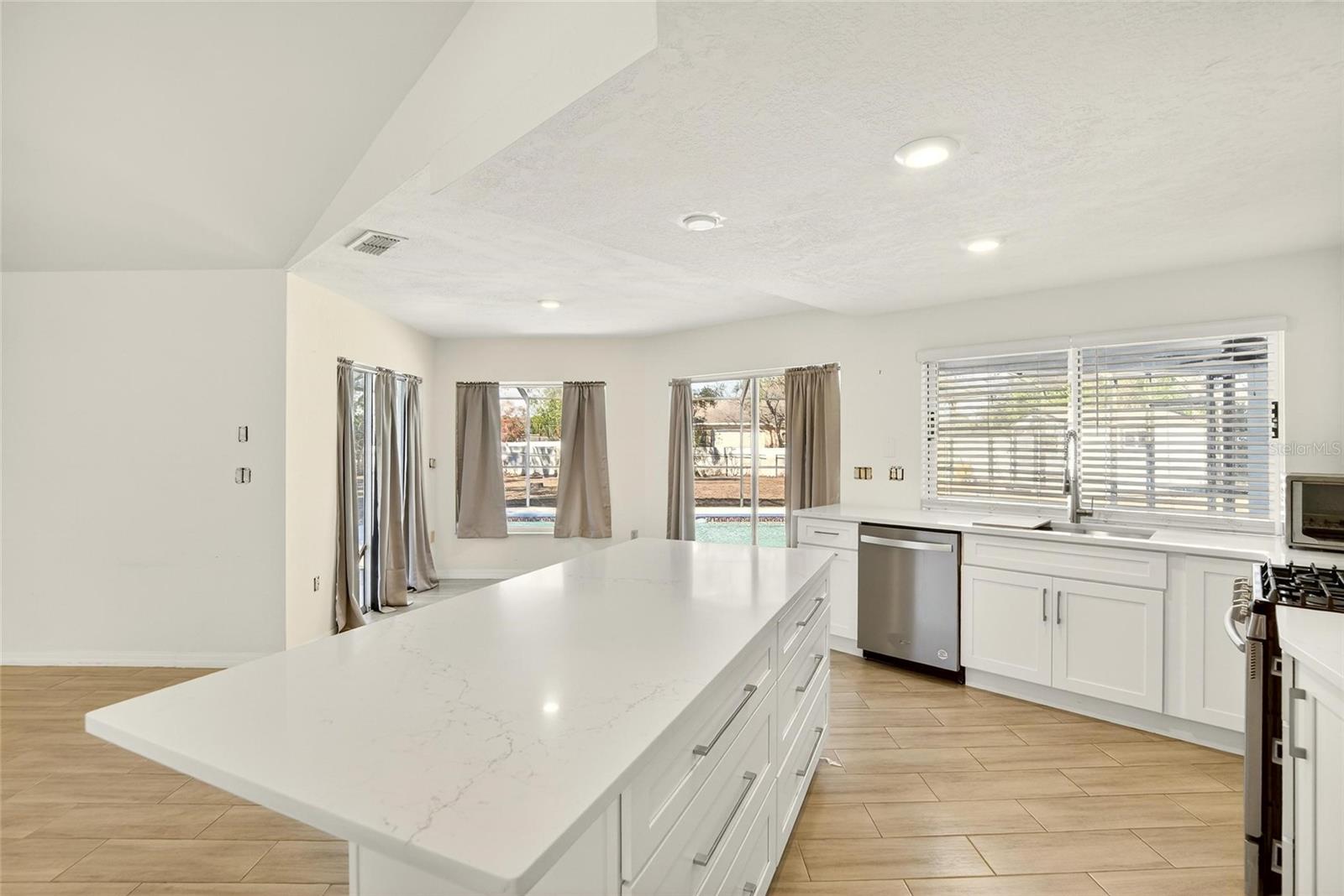 15047 WOODBURY RD, BROOKSVILLE, FL, 34604