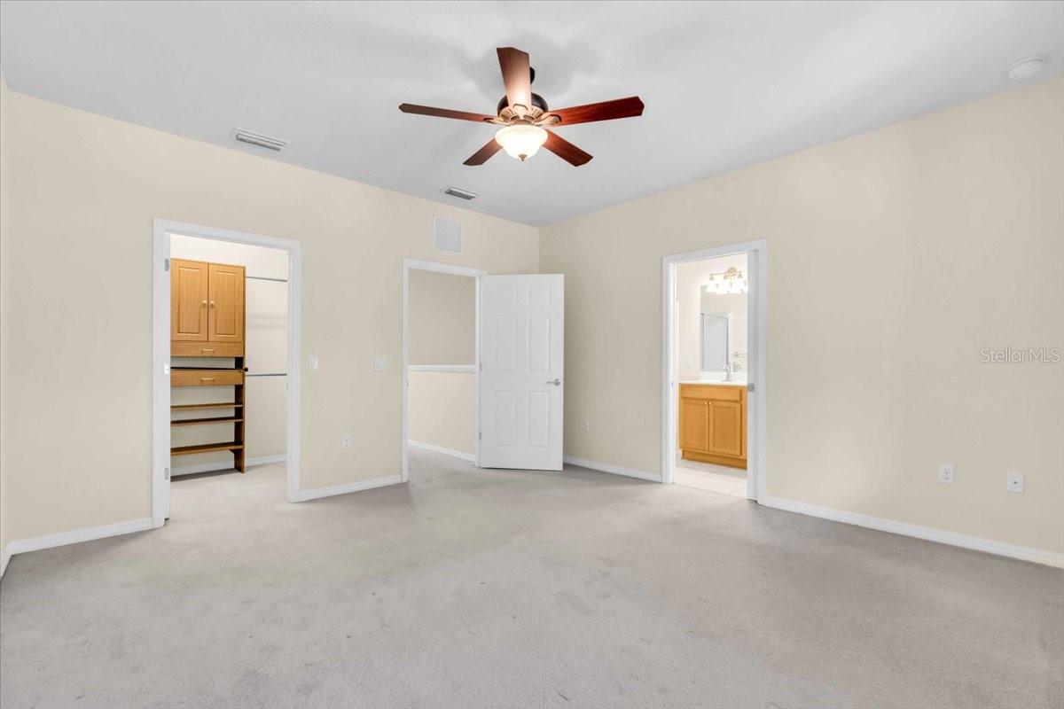 3740 82ND AVENUE CIR E #105, SARASOTA, FL, 34243